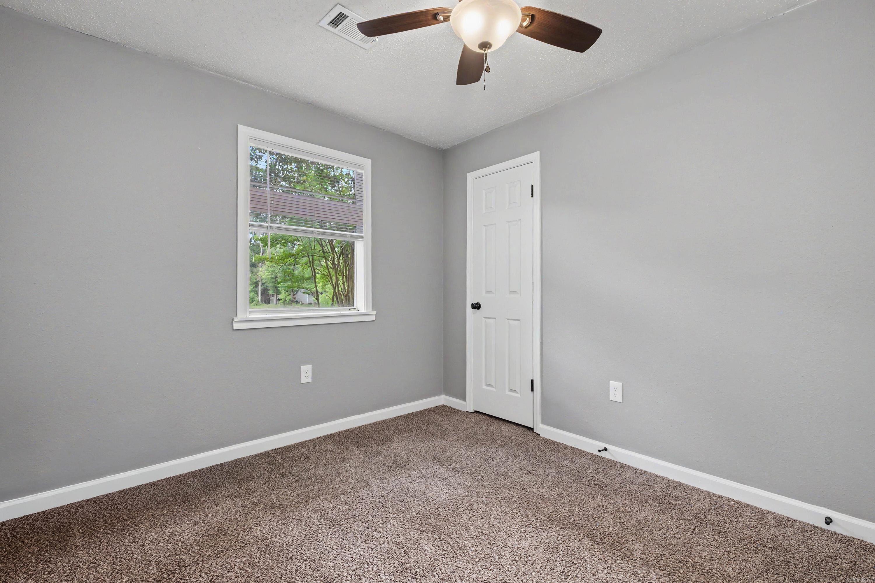 6521 Grayson  Benton, AR