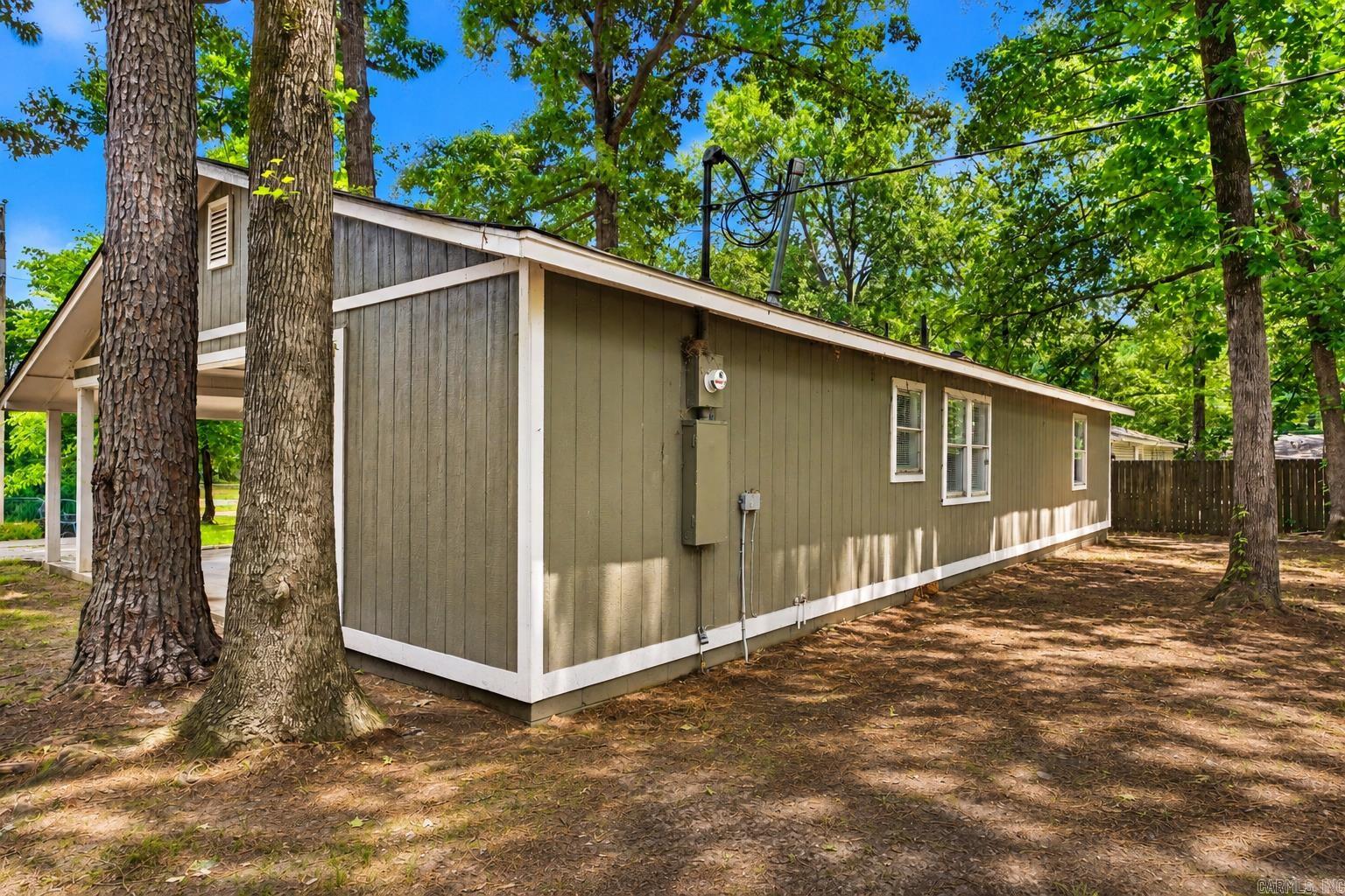 6521 Grayson  Benton, AR