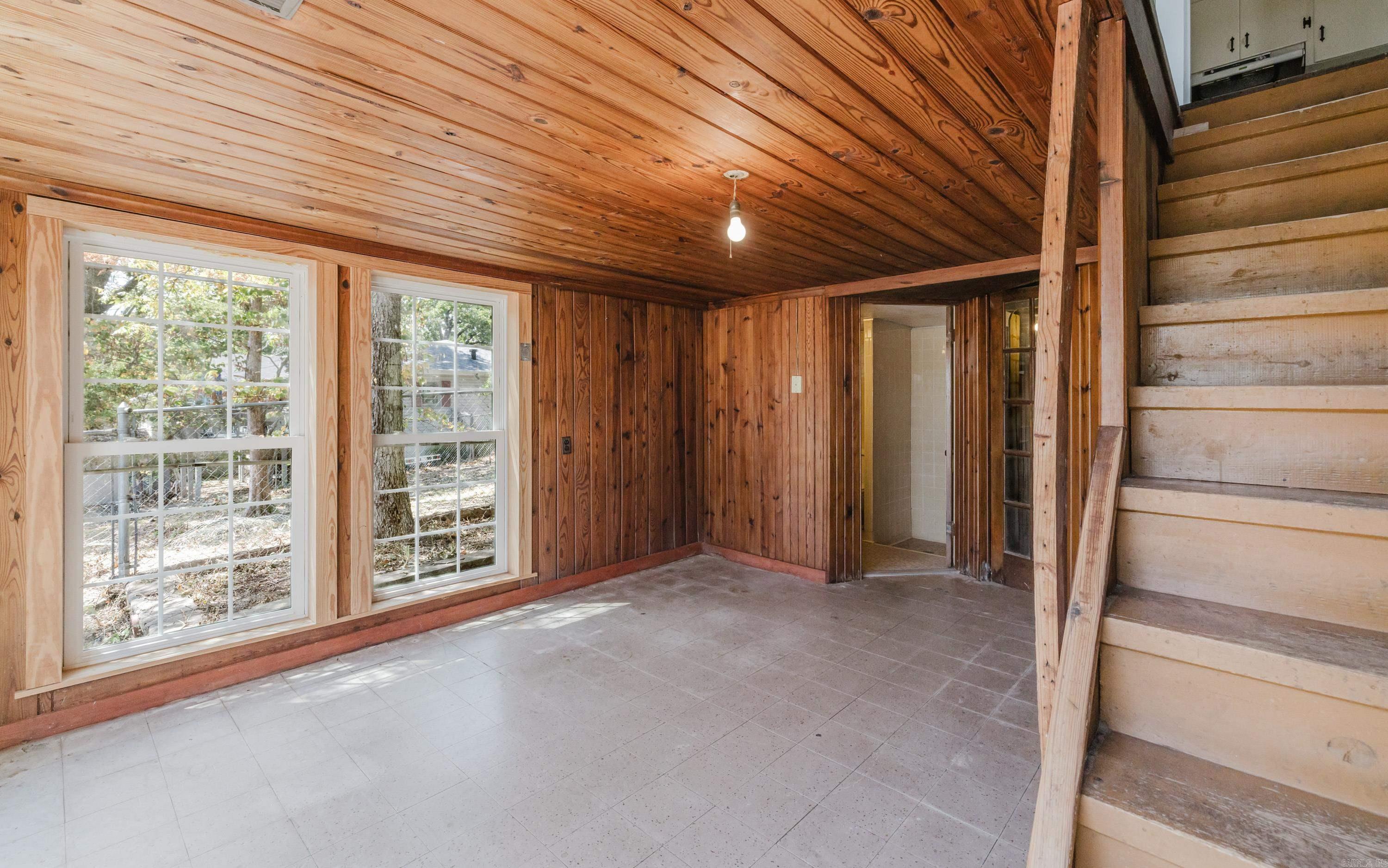 2801 W 6th  Little Rock, AR