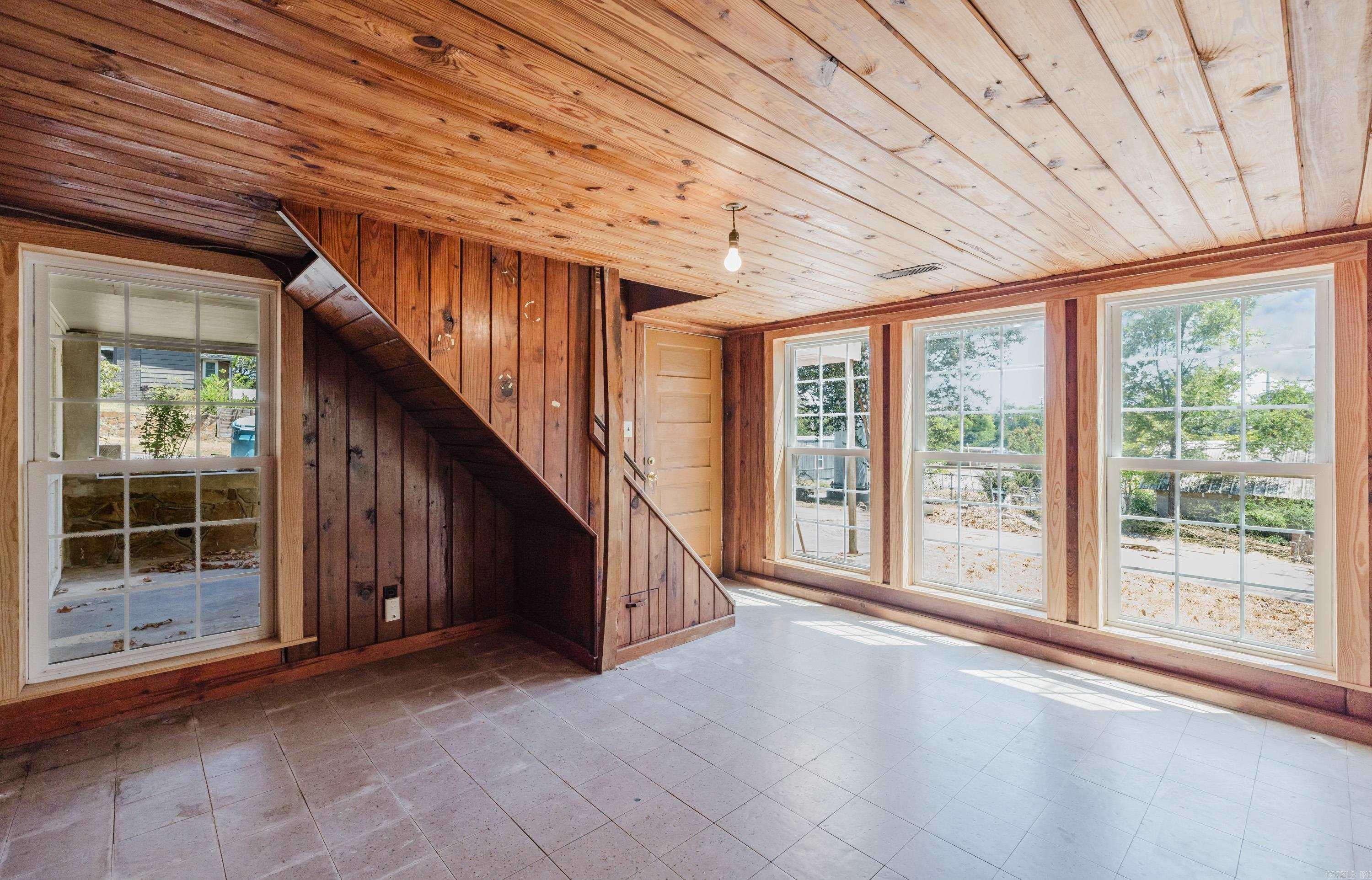 2801 W 6th  Little Rock, AR