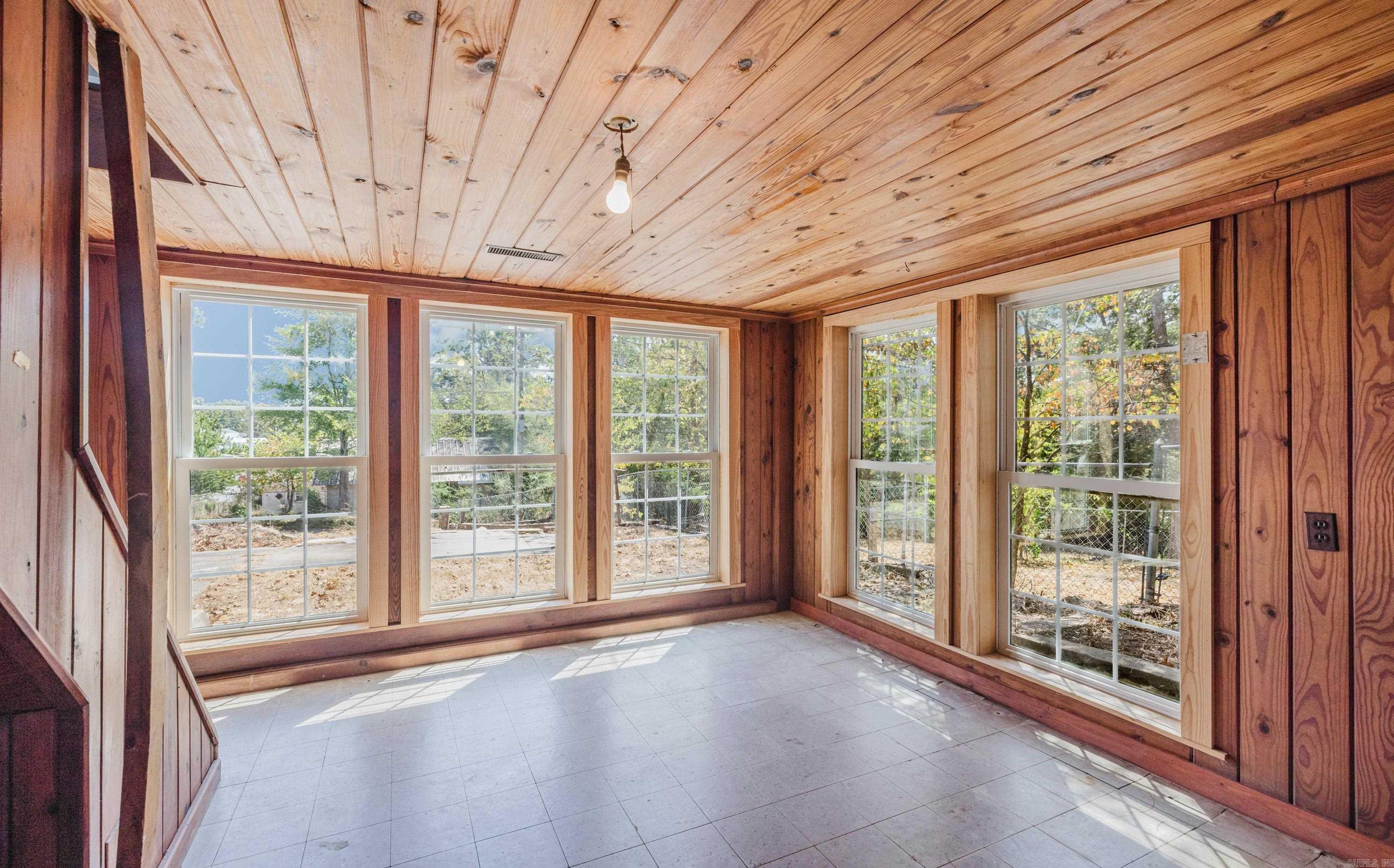 2801 W 6th  Little Rock, AR