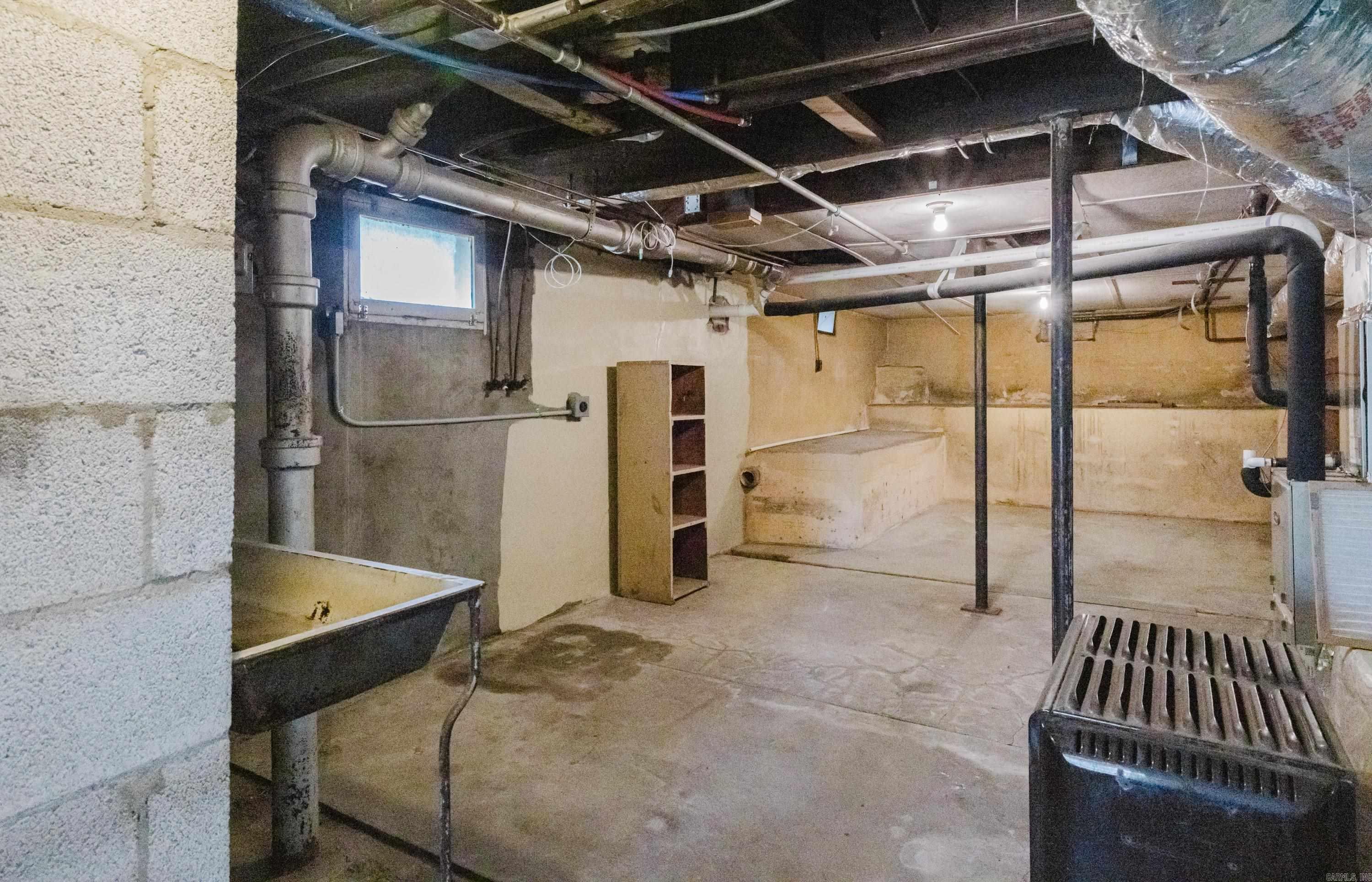 2801 W 6th  Little Rock, AR