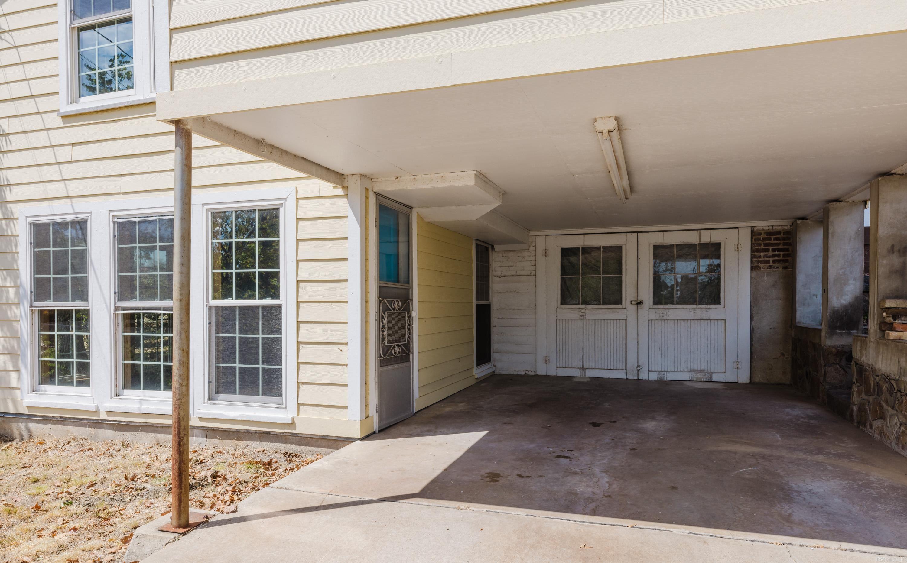 2801 W 6th  Little Rock, AR