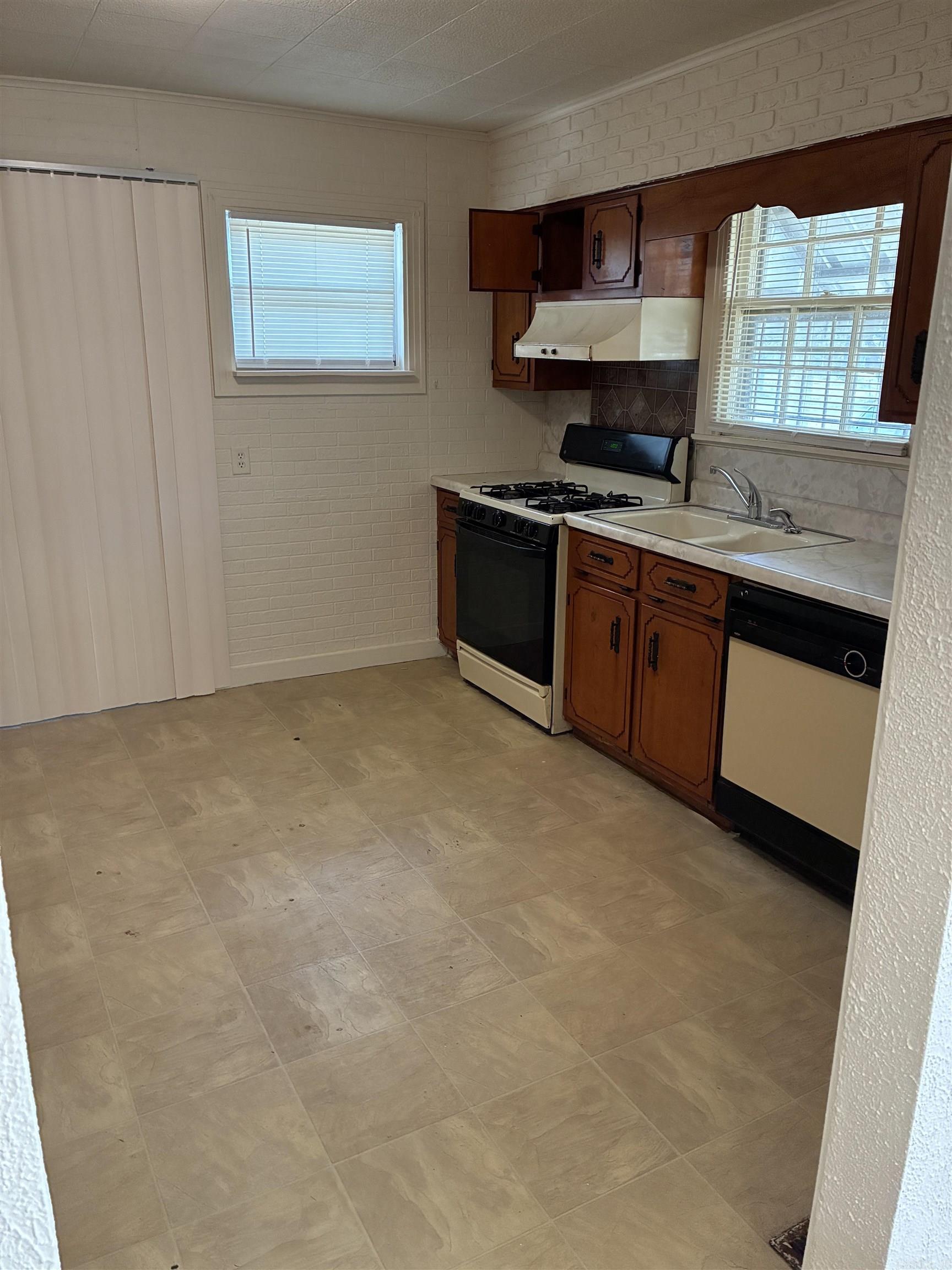 2312 Moss  North Little Rock, AR