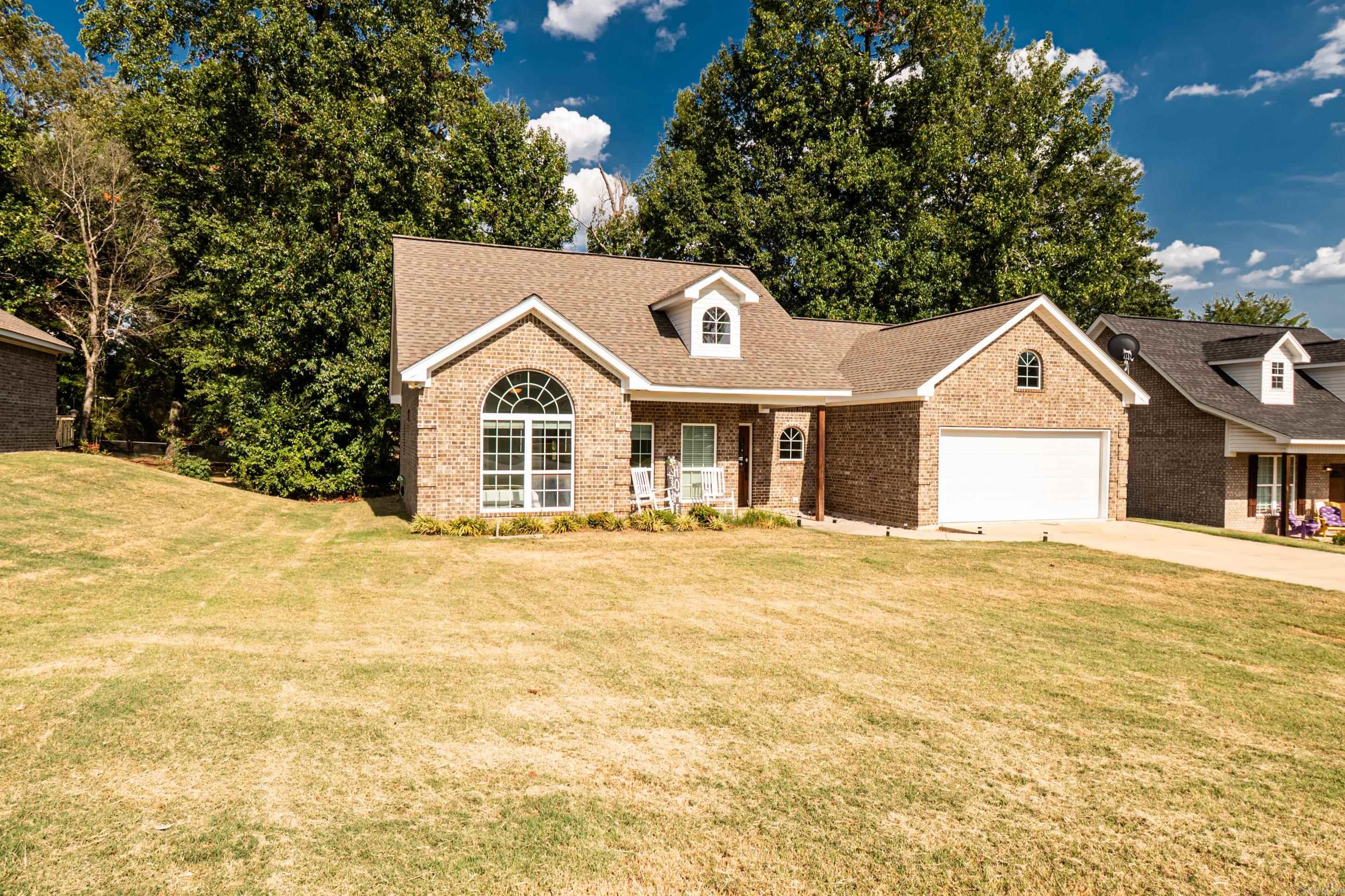 140 Mayhaw Ln  El Dorado, AR