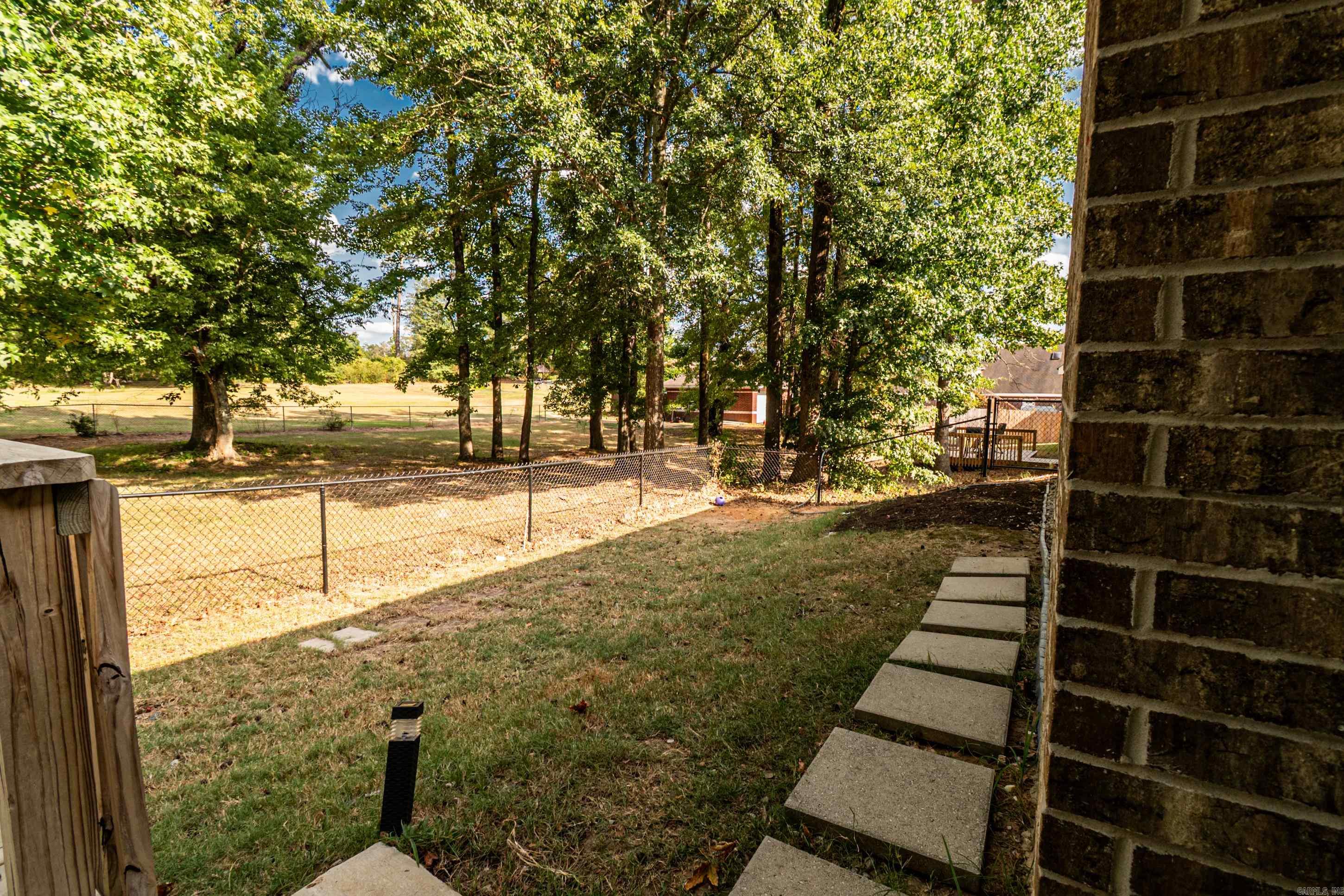 140 Mayhaw Ln  El Dorado, AR