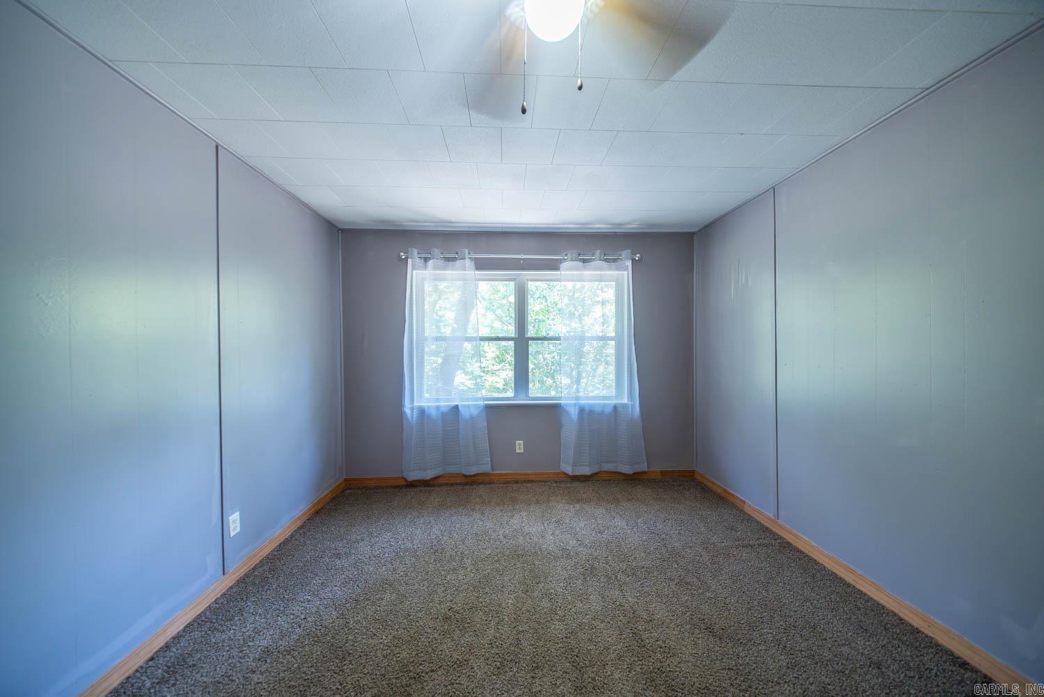 1527 W Cardinal Drive  Horseshoe Bend, AR