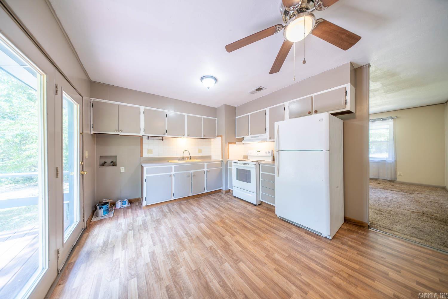 1527 W Cardinal Drive  Horseshoe Bend, AR