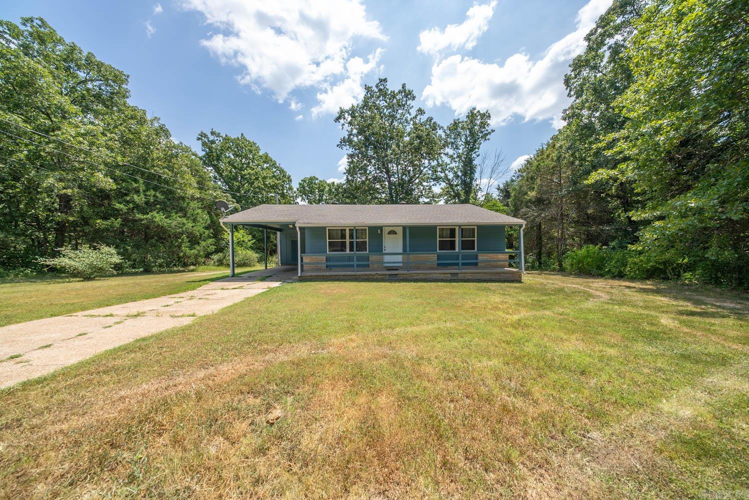 1527 W Cardinal Drive  Horseshoe Bend, AR