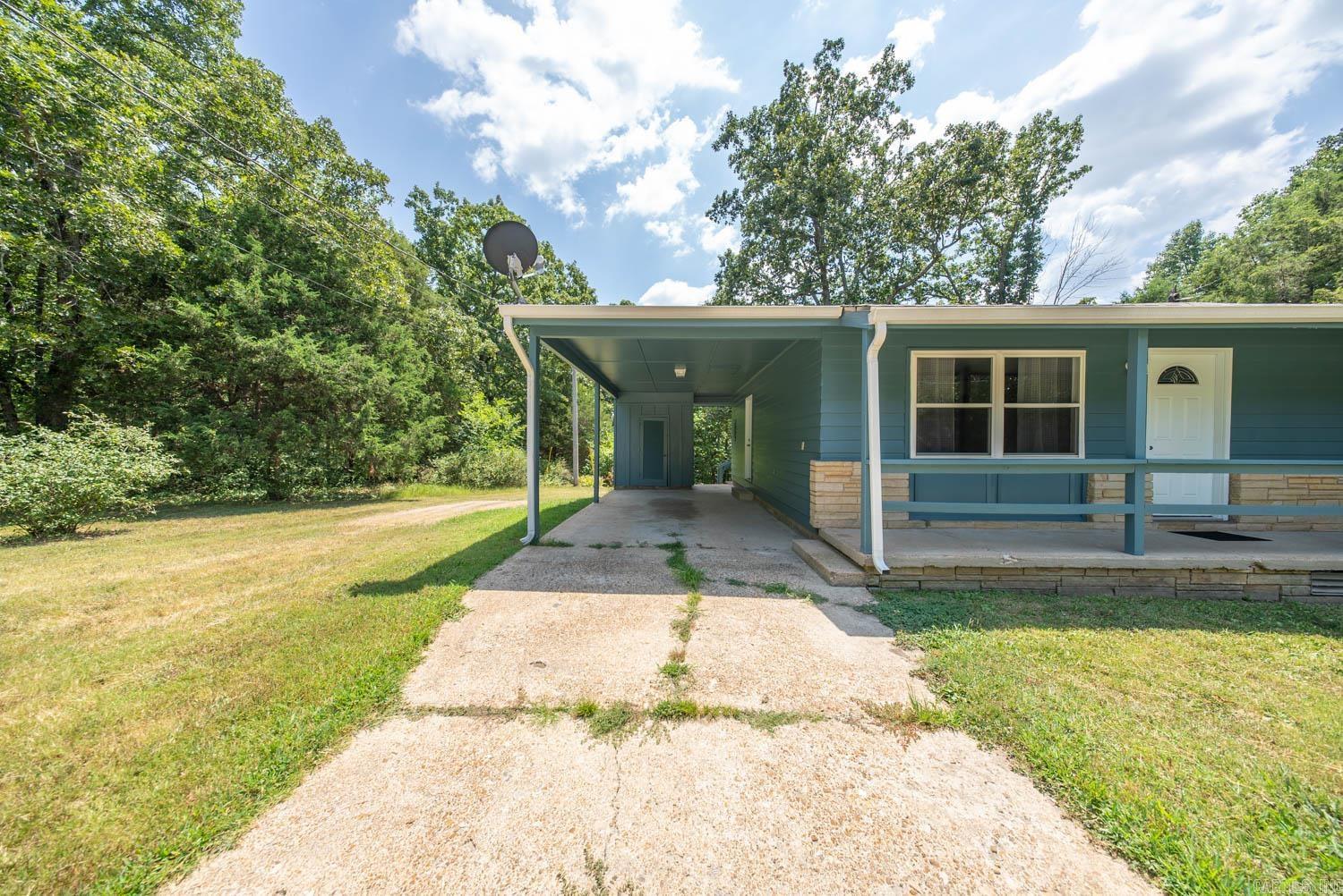 1527 W Cardinal Drive  Horseshoe Bend, AR