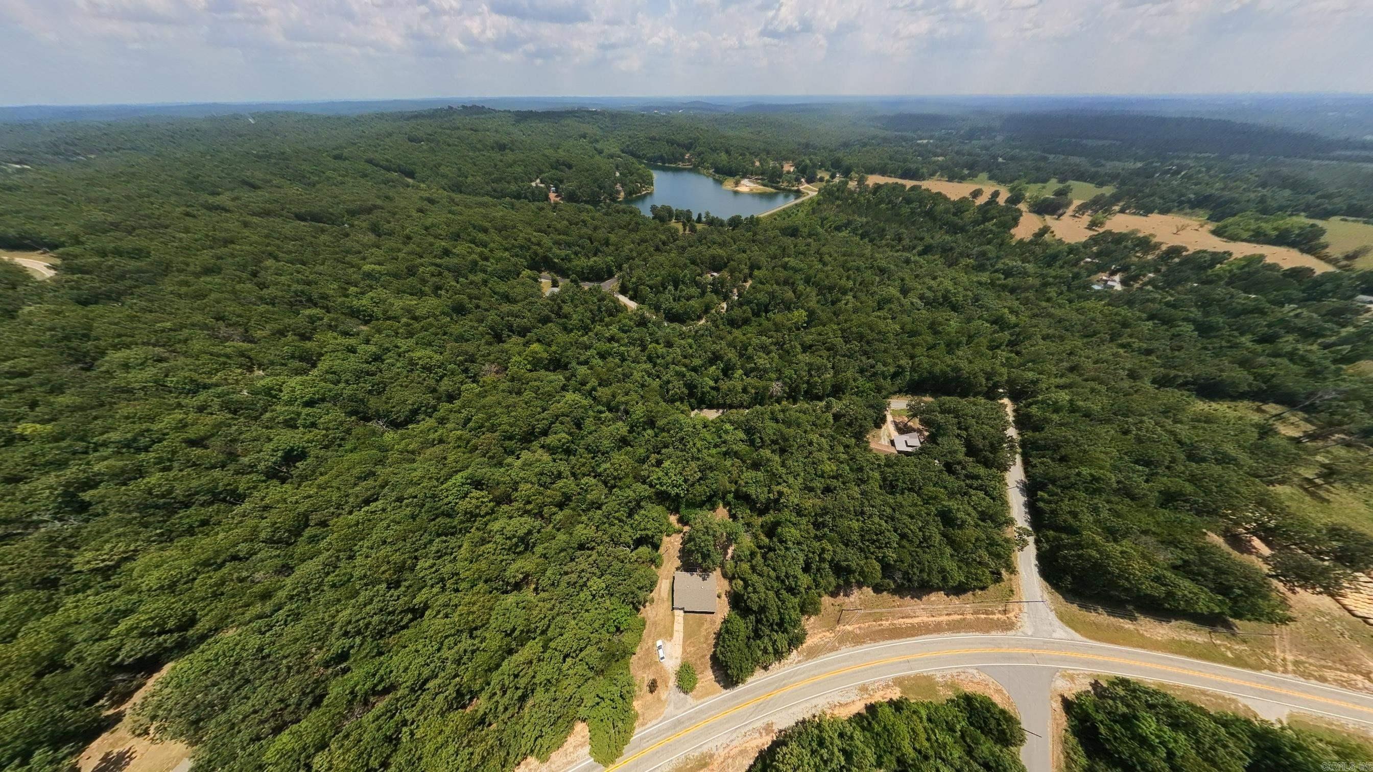 1527 W Cardinal Drive  Horseshoe Bend, AR
