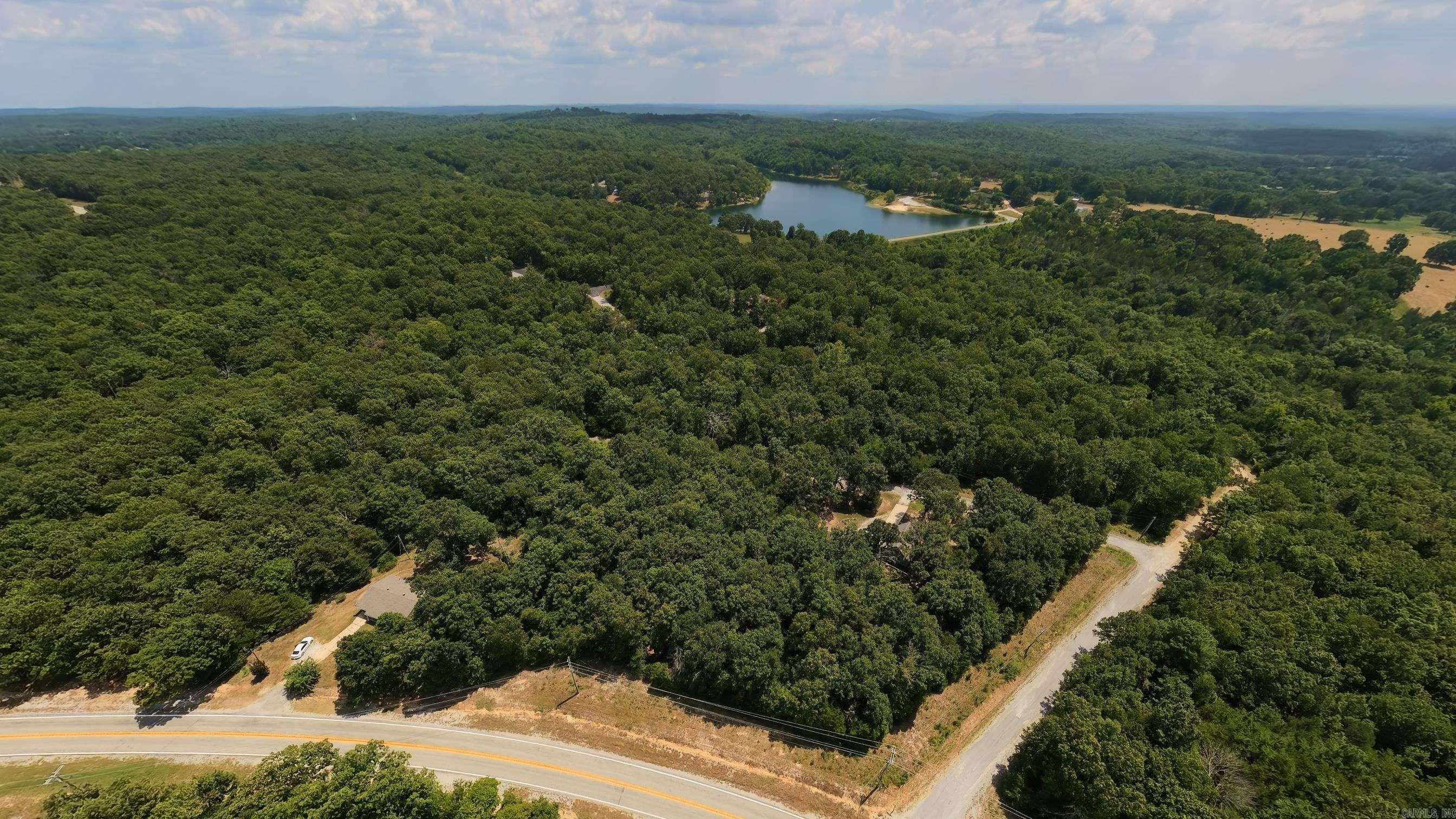 1527 W Cardinal Drive  Horseshoe Bend, AR
