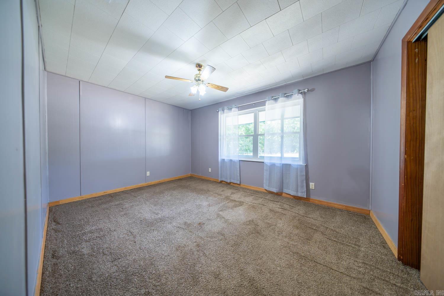 1527 W Cardinal Drive  Horseshoe Bend, AR