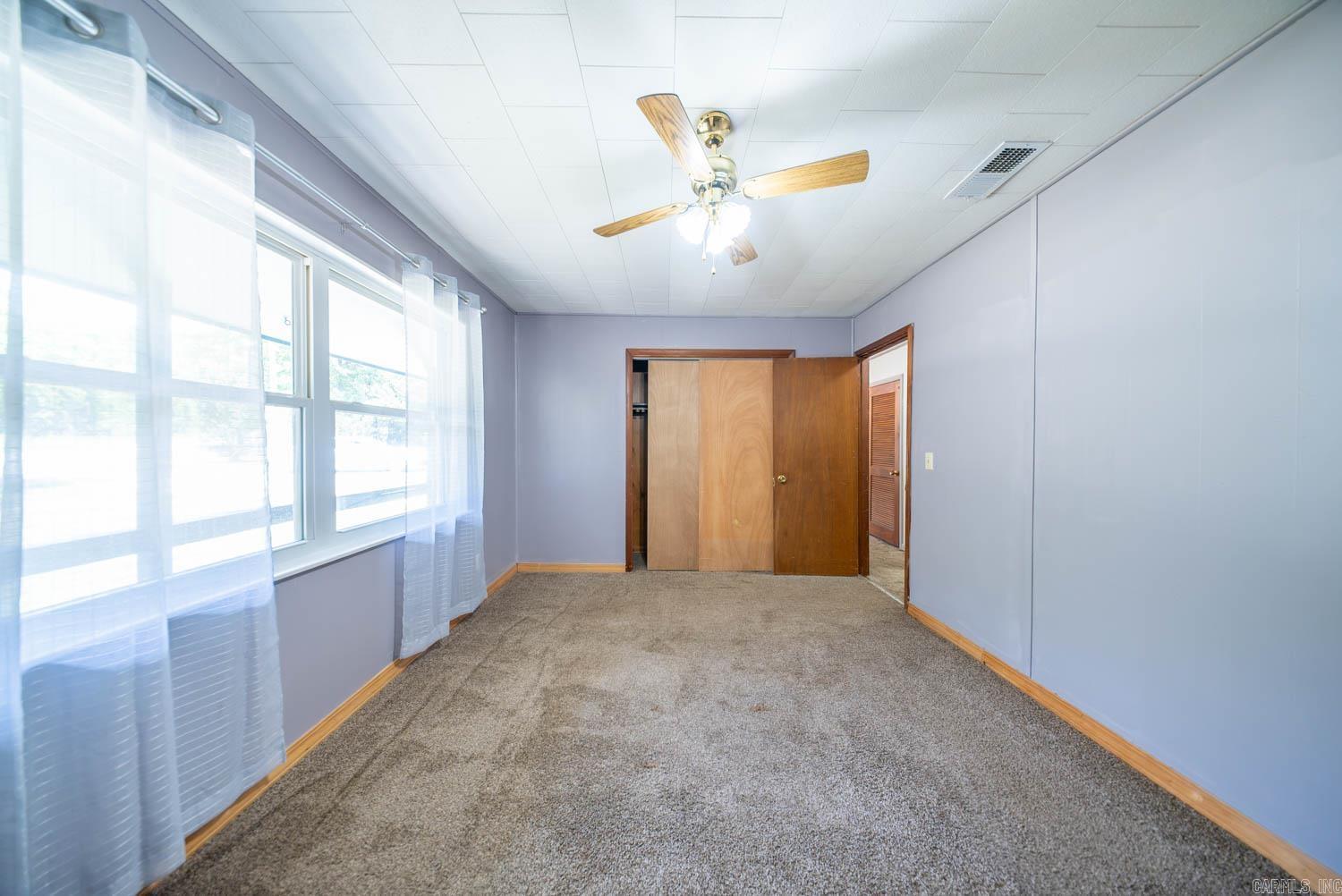 1527 W Cardinal Drive  Horseshoe Bend, AR