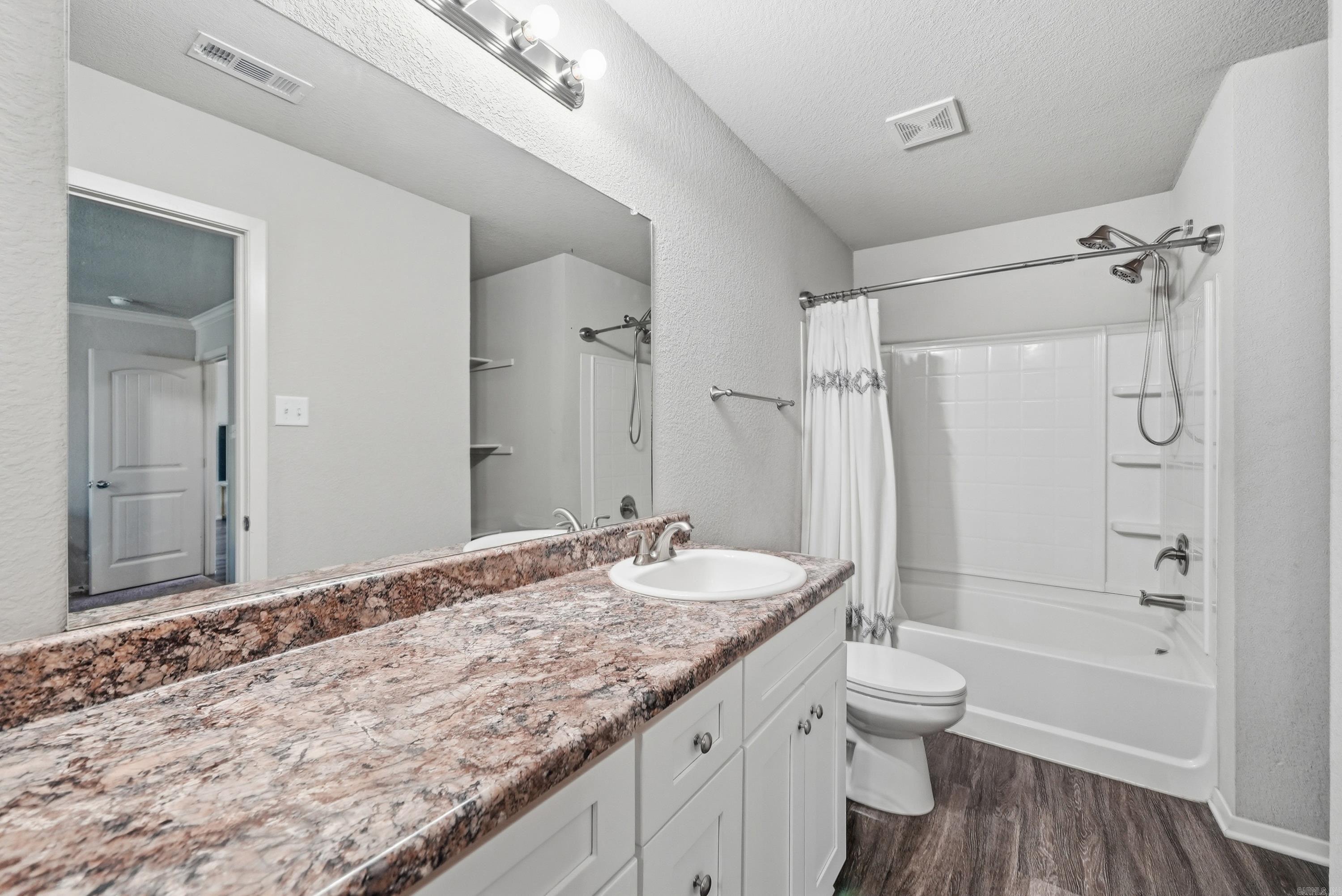 200 Hemlock  Conway, AR