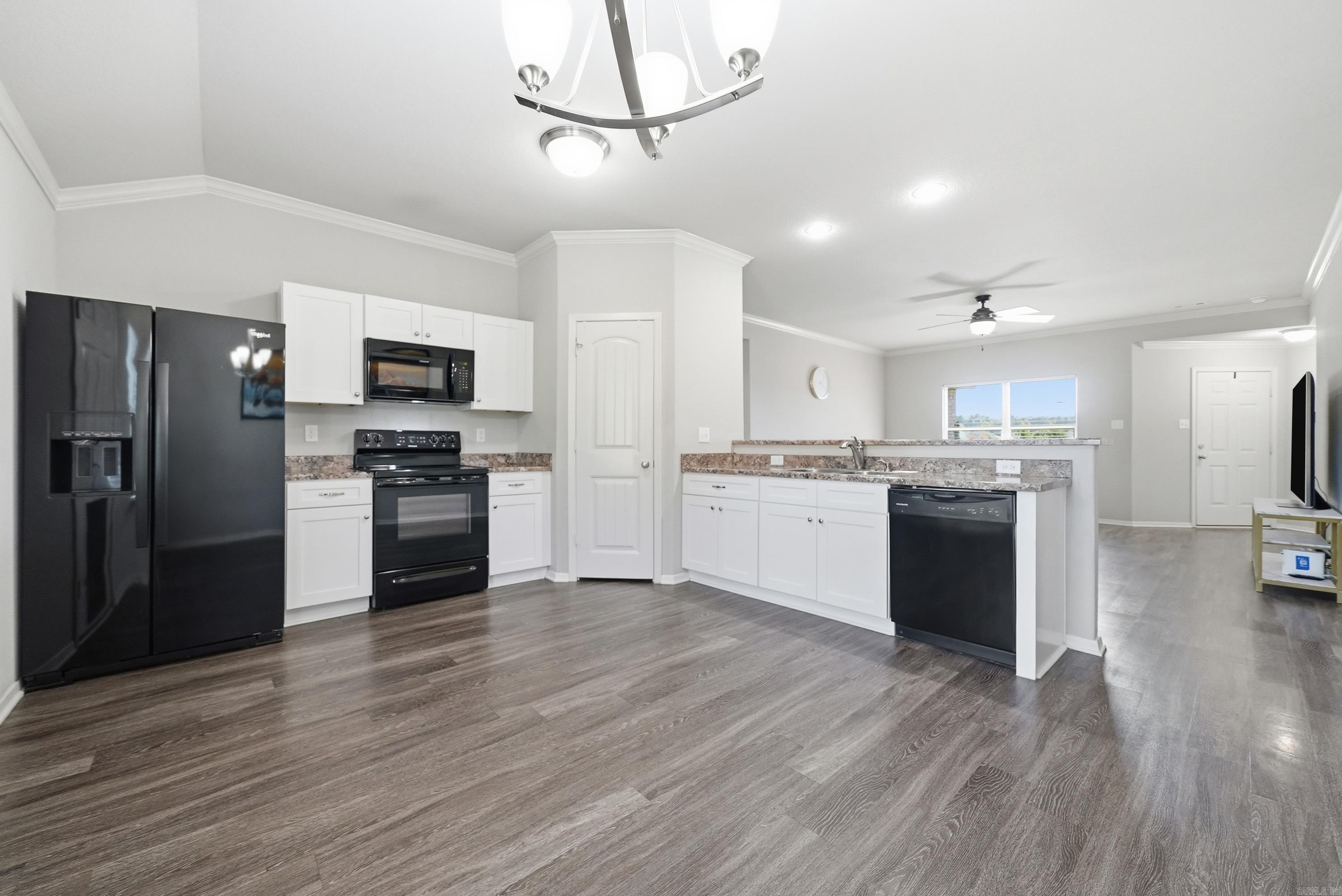 200 Hemlock  Conway, AR