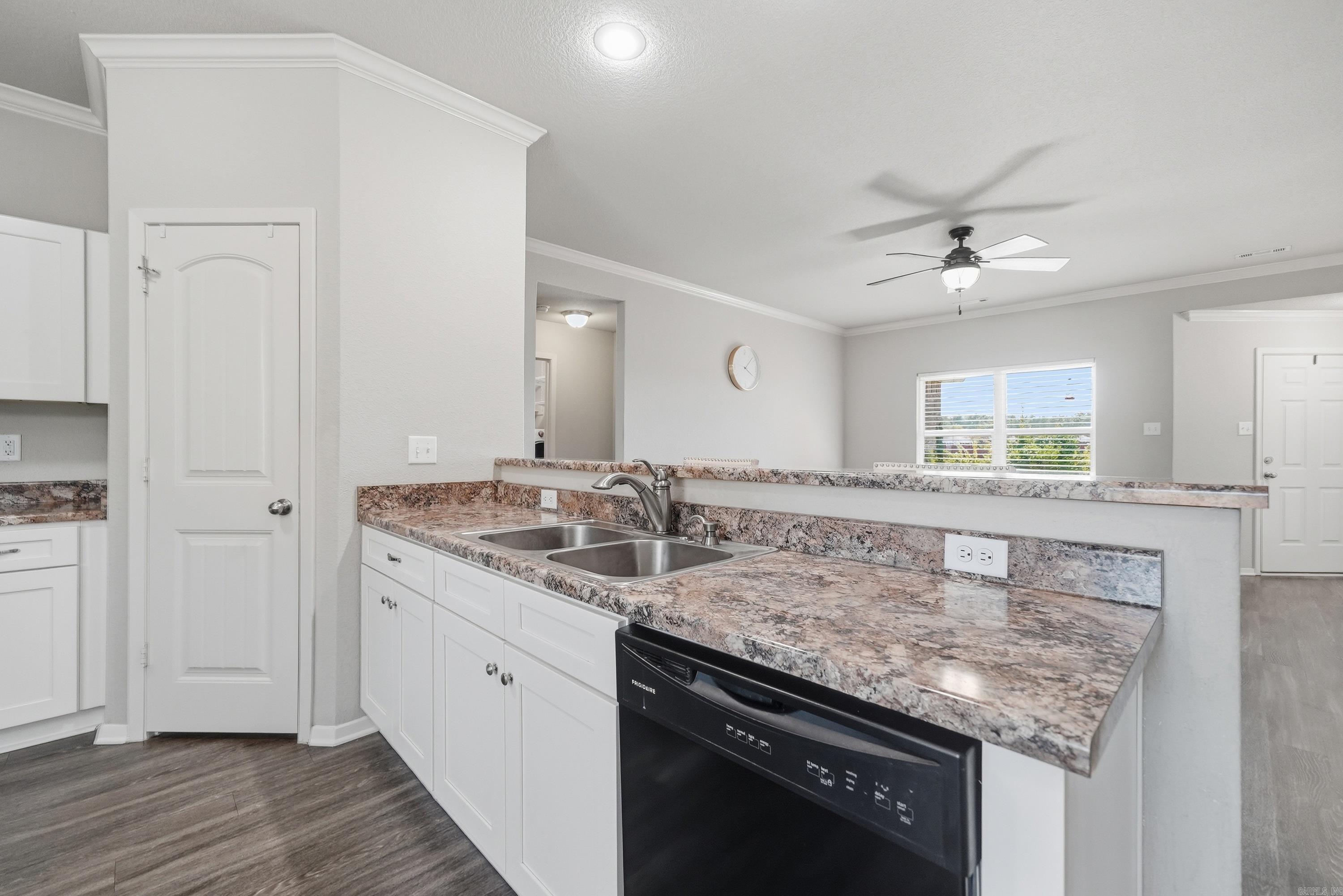 200 Hemlock  Conway, AR