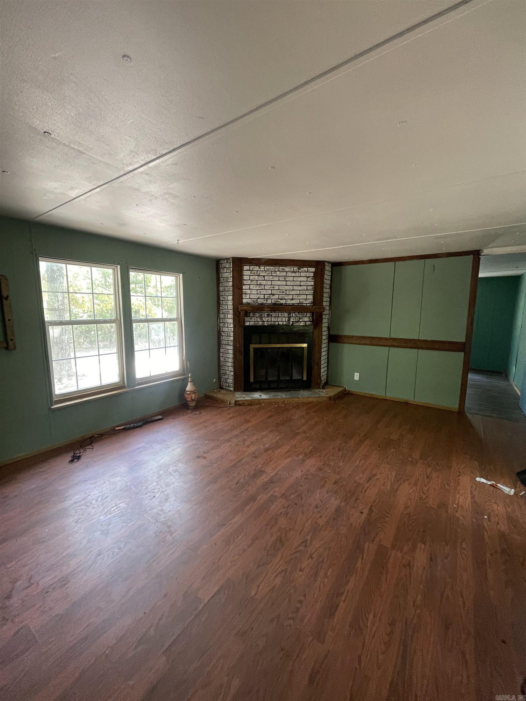 1001 N Eve Street  Mena, AR