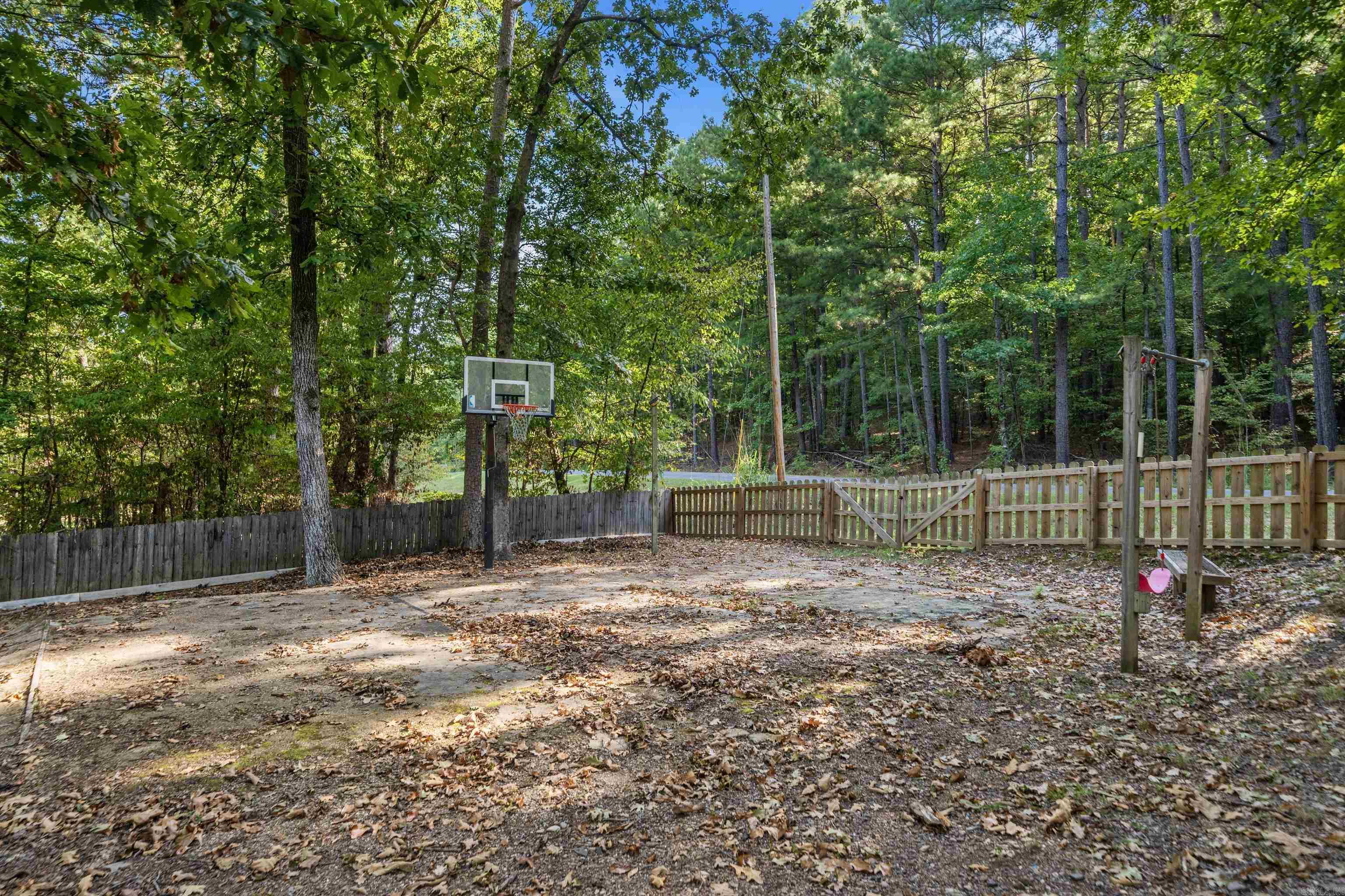 100 Lost Lake  Hot Springs, AR
