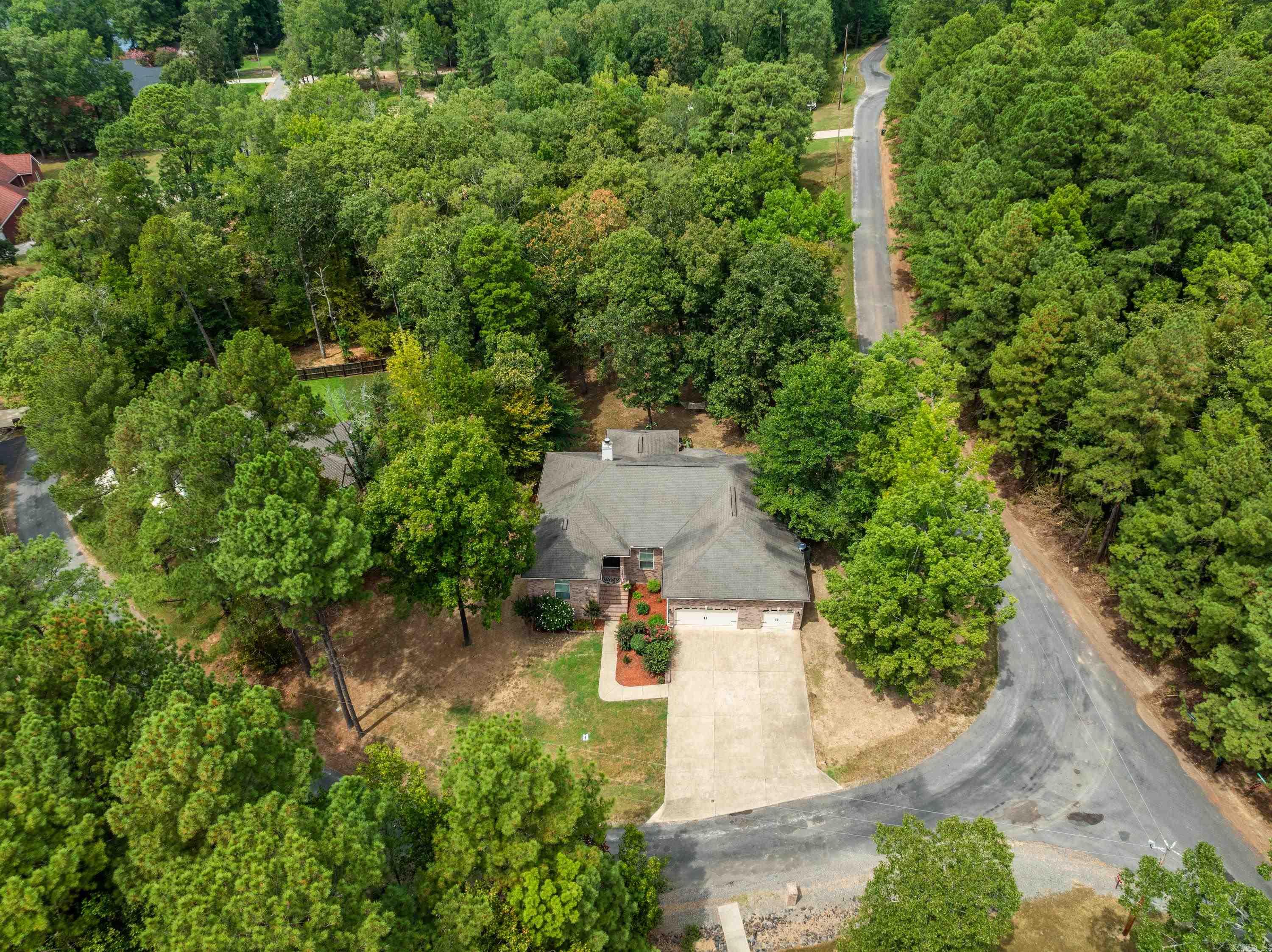 100 Lost Lake  Hot Springs, AR