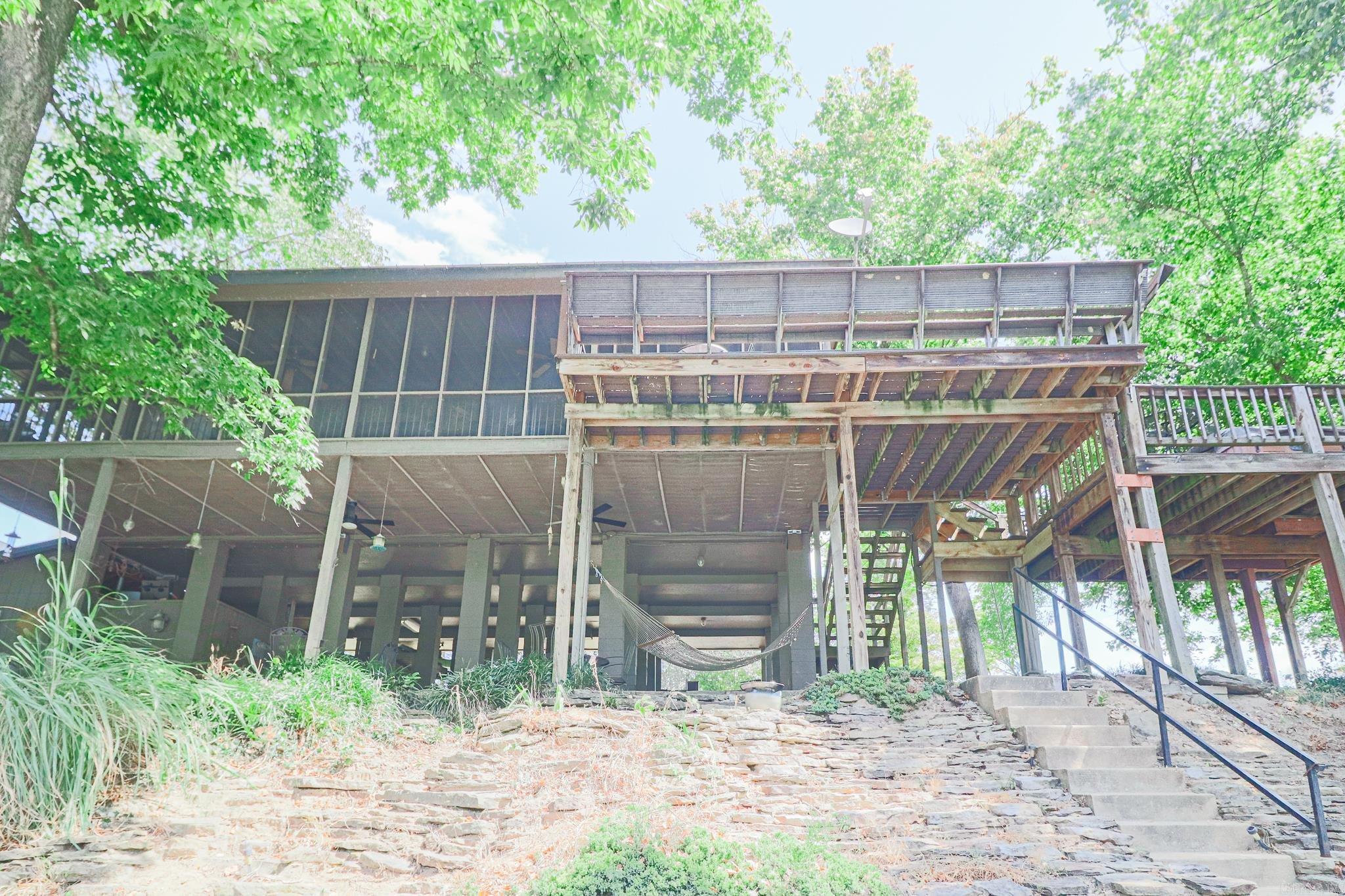 295 Loberg  Hardy, AR