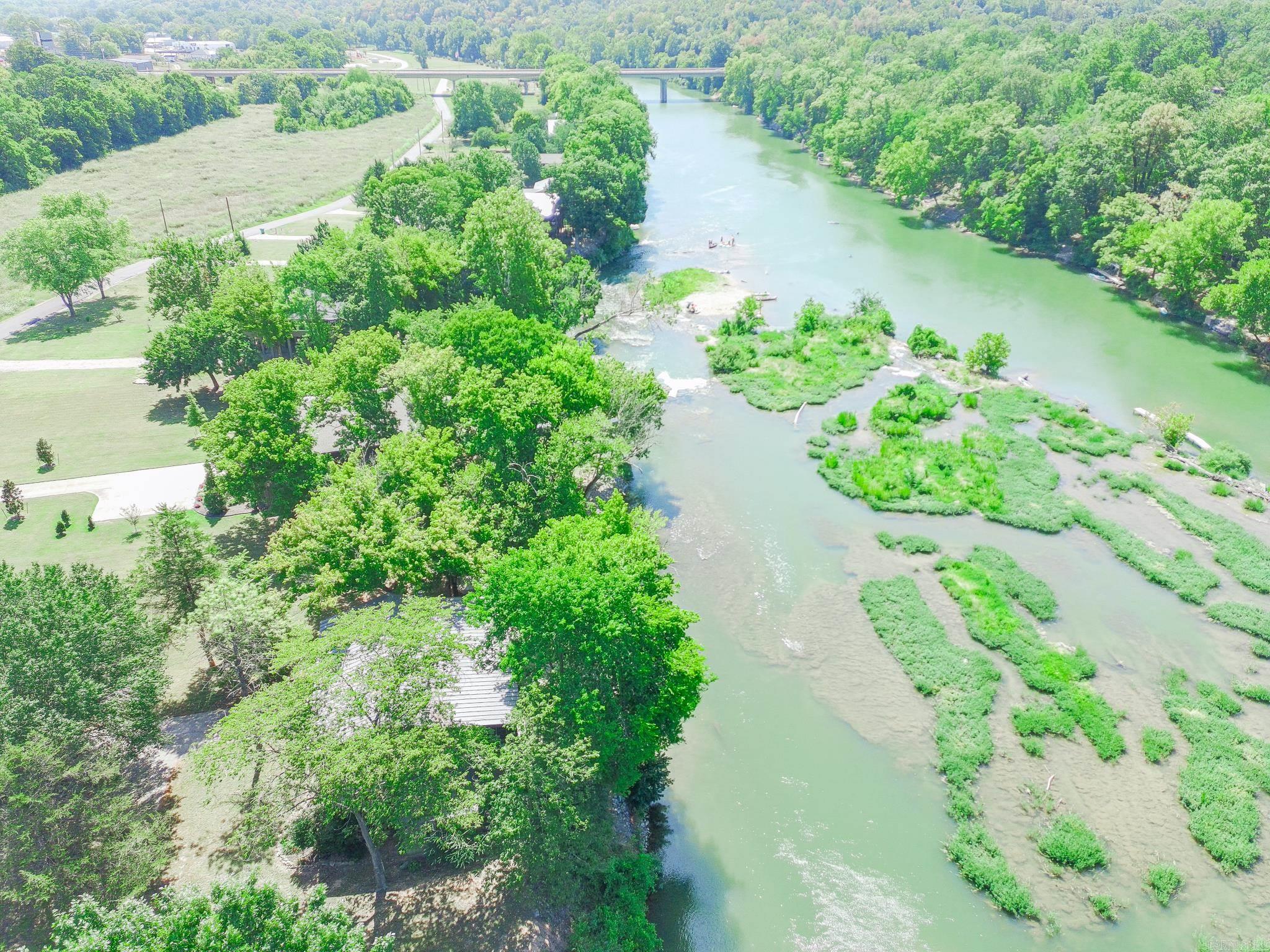 295 Loberg  Hardy, AR
