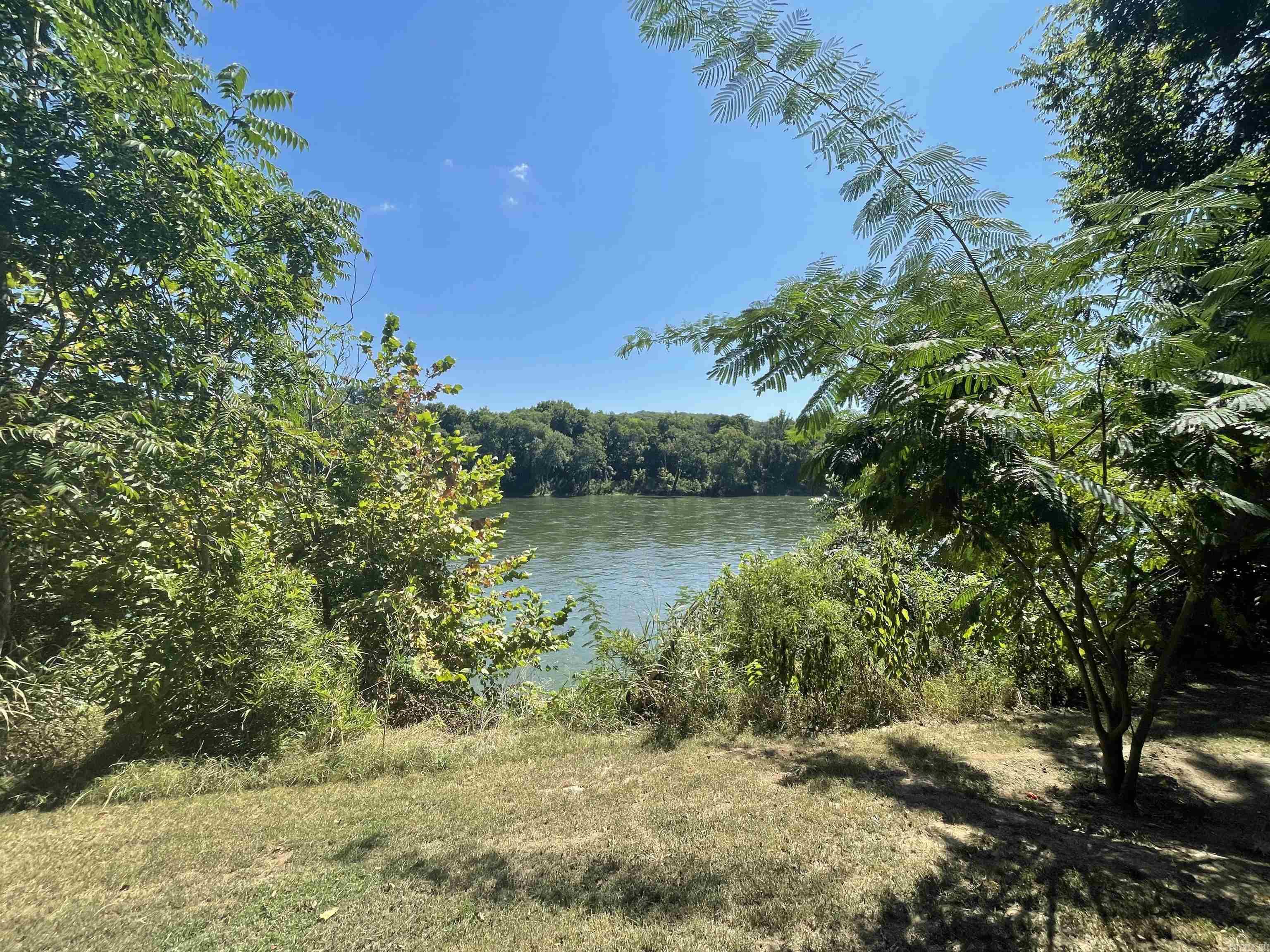 835 Sunset Valley Dr  Mountain View, AR