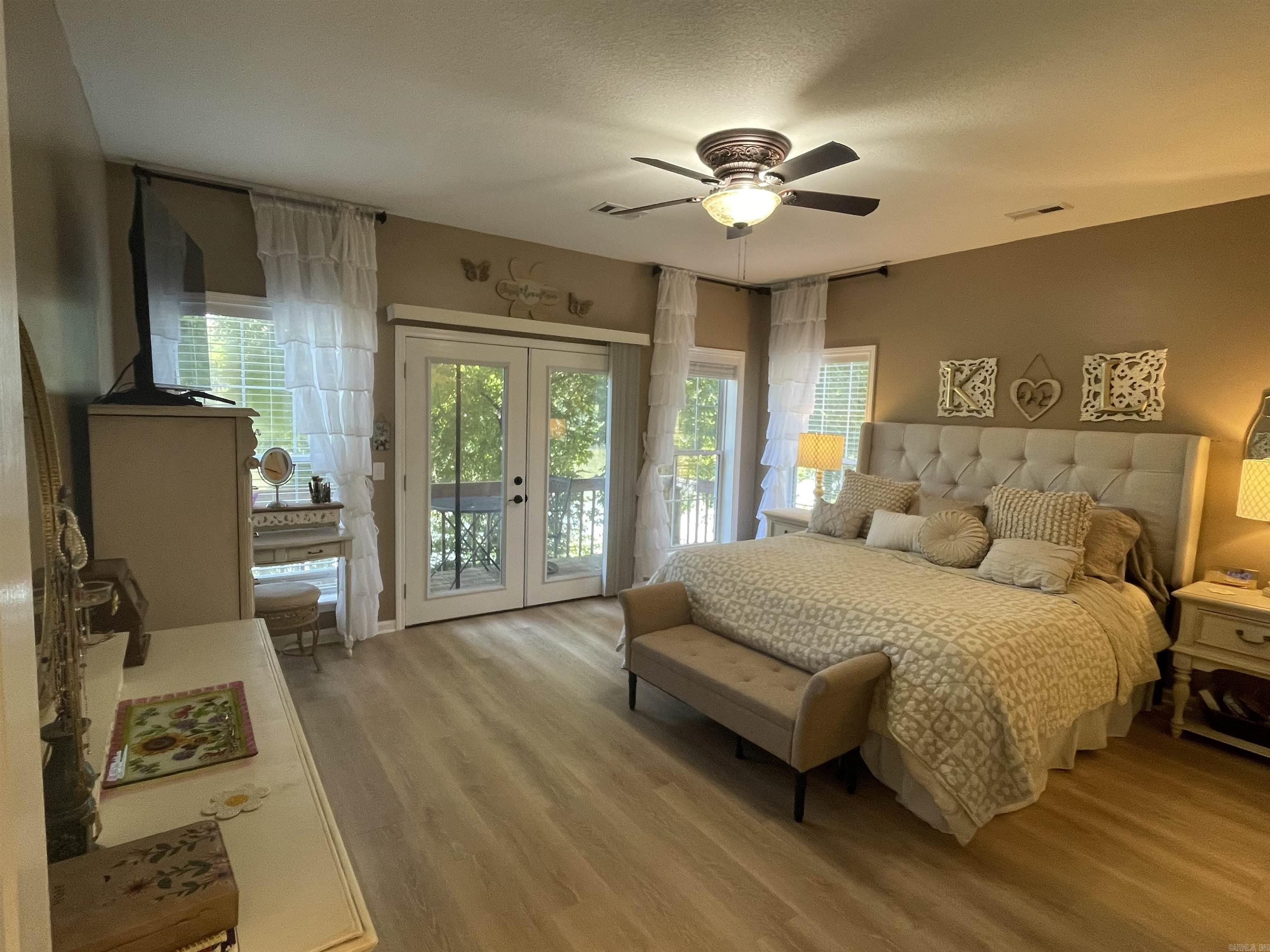 835 Sunset Valley Dr  Mountain View, AR