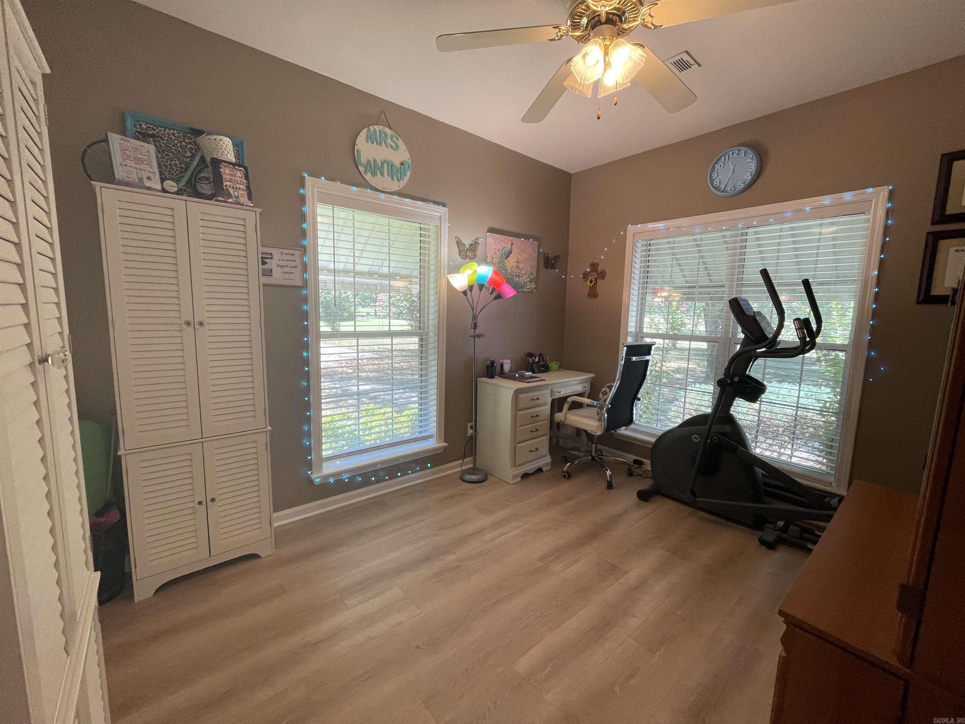 835 Sunset Valley Dr  Mountain View, AR