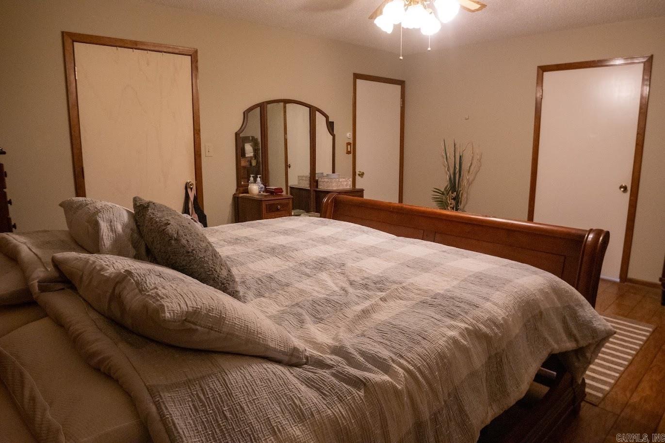 161 Hill Top Acres  Romance, AR