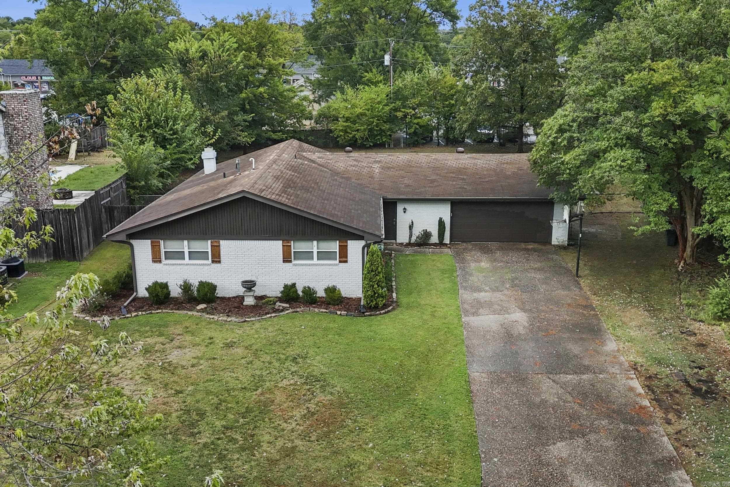 12 Burford  Conway, AR