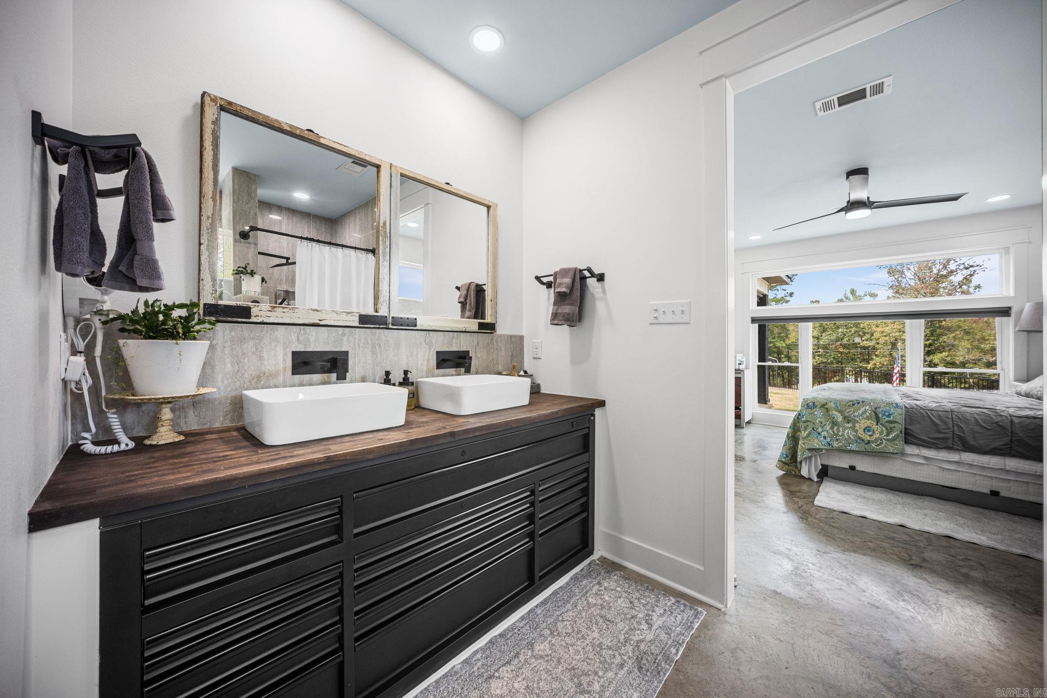 8325 Greer  Sherwood, AR
