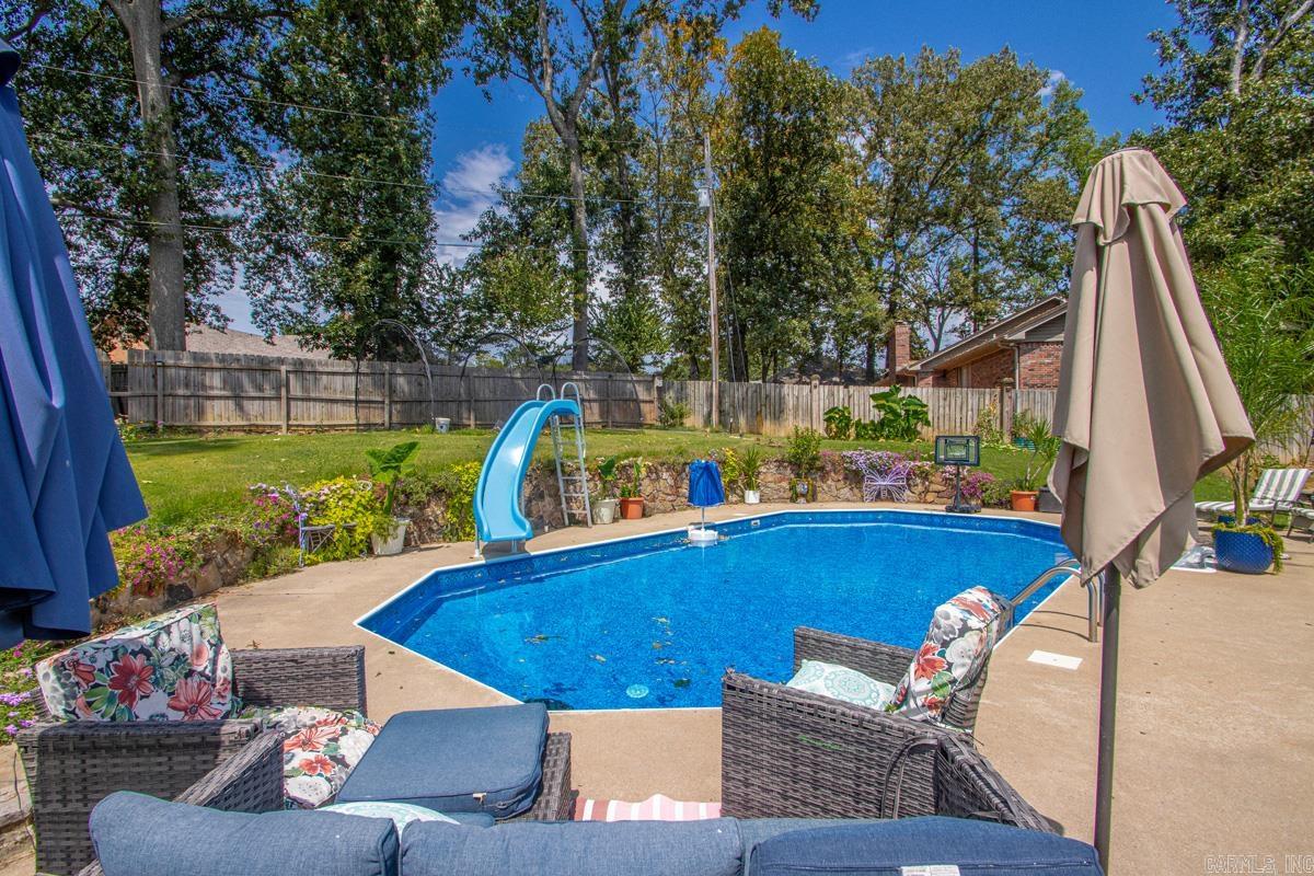 1185 Cambridge Circle  Benton, AR
