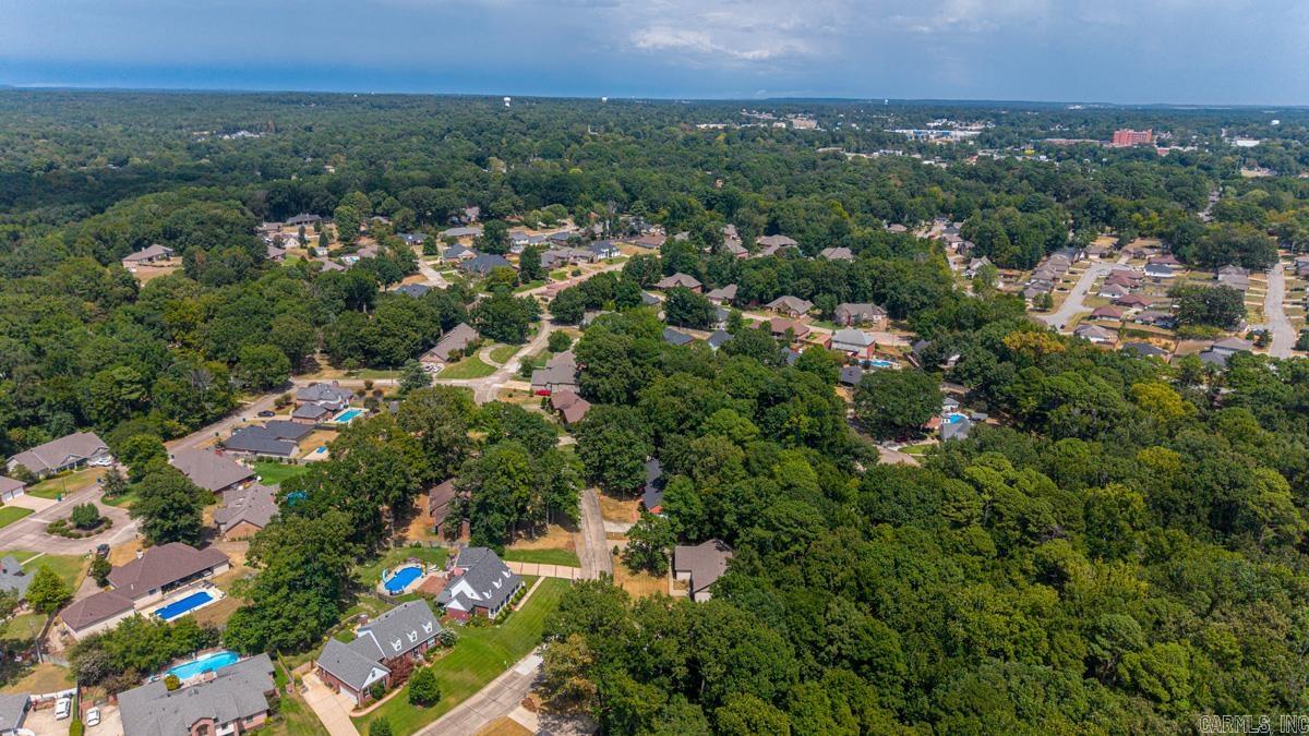 1185 Cambridge Circle  Benton, AR