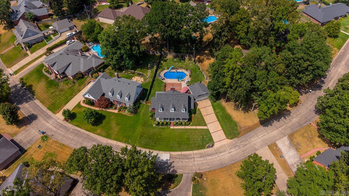 1185 Cambridge Circle  Benton, AR
