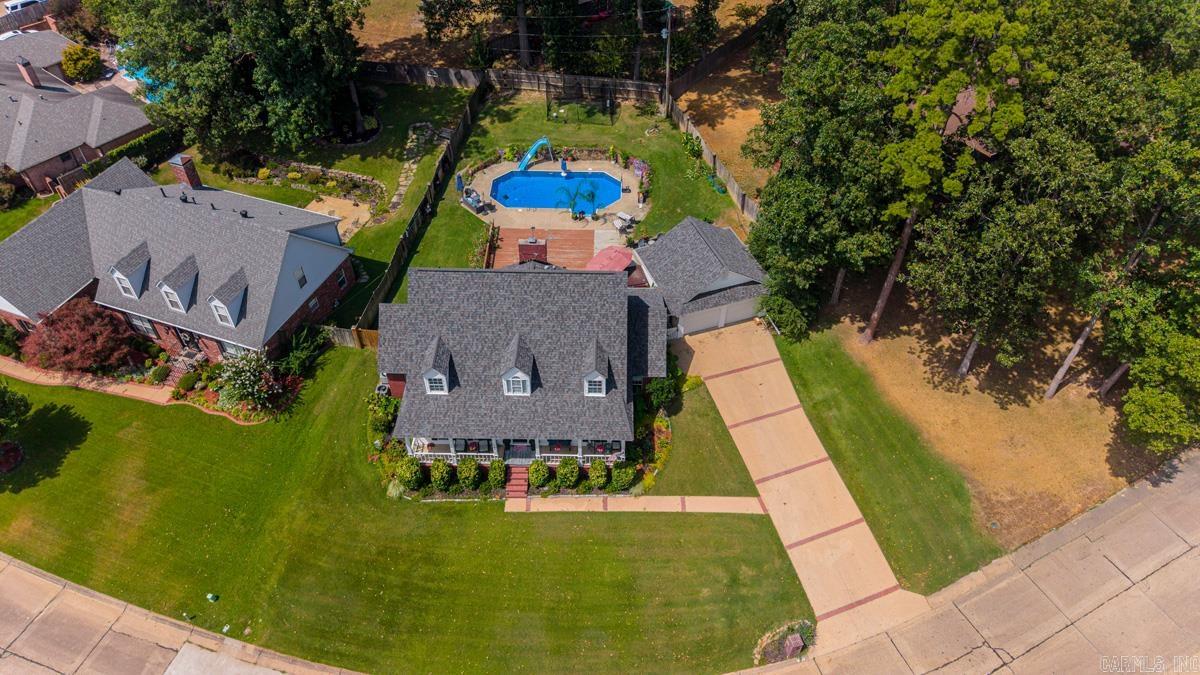 1185 Cambridge Circle  Benton, AR