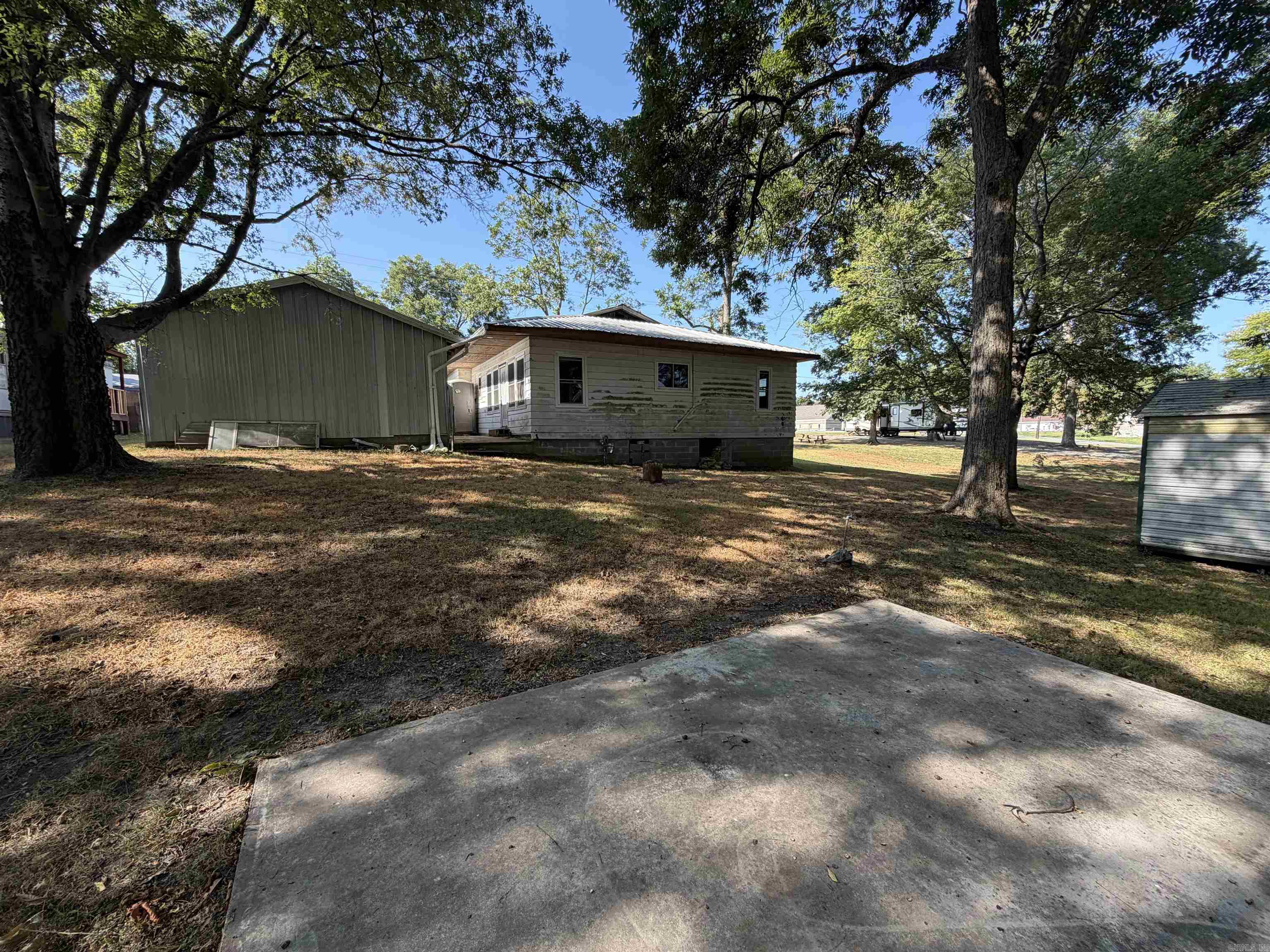 214 E Walnut  De Valls Bluff, AR