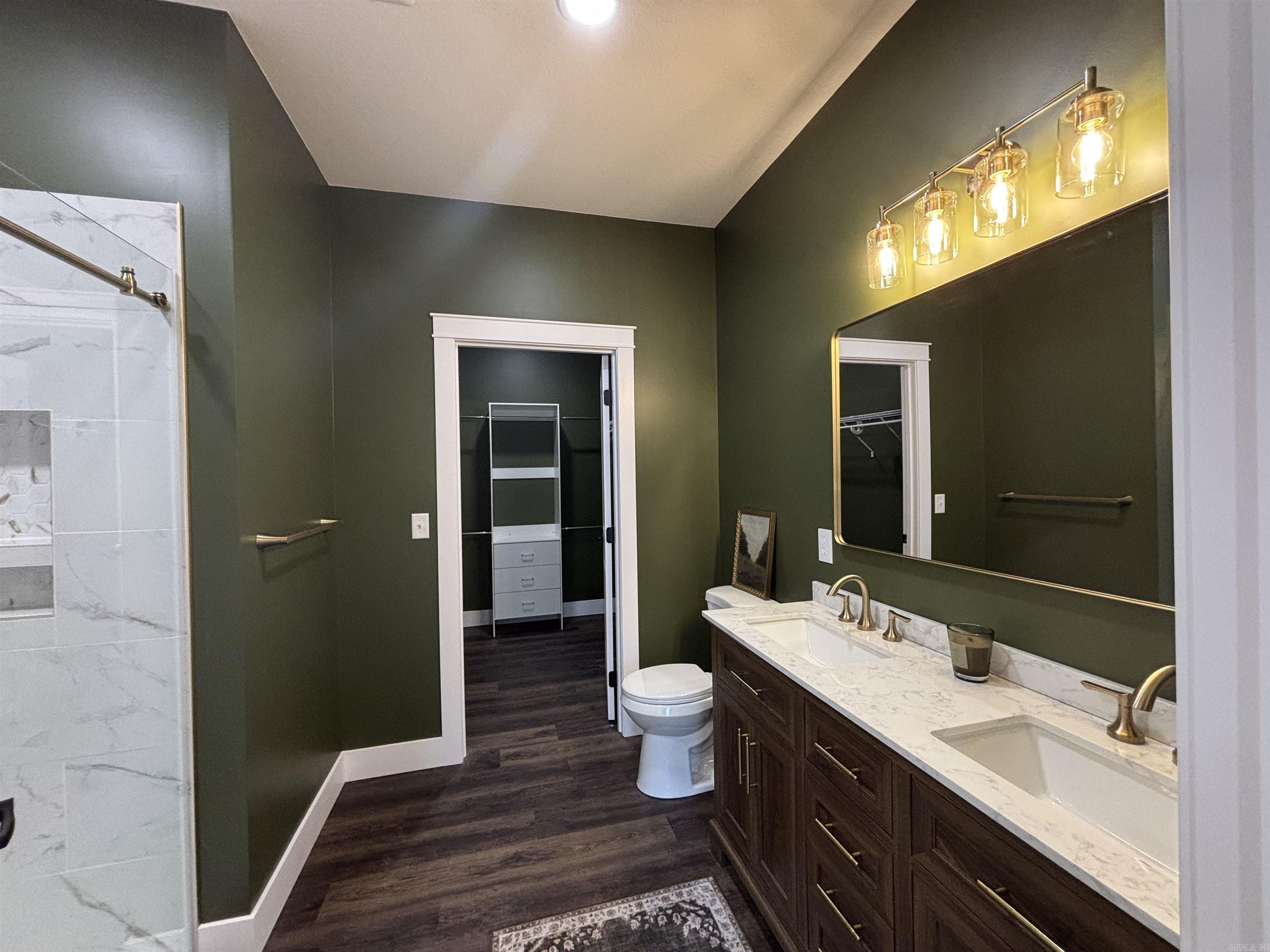 180 Cedar Meadow  Sidney, AR