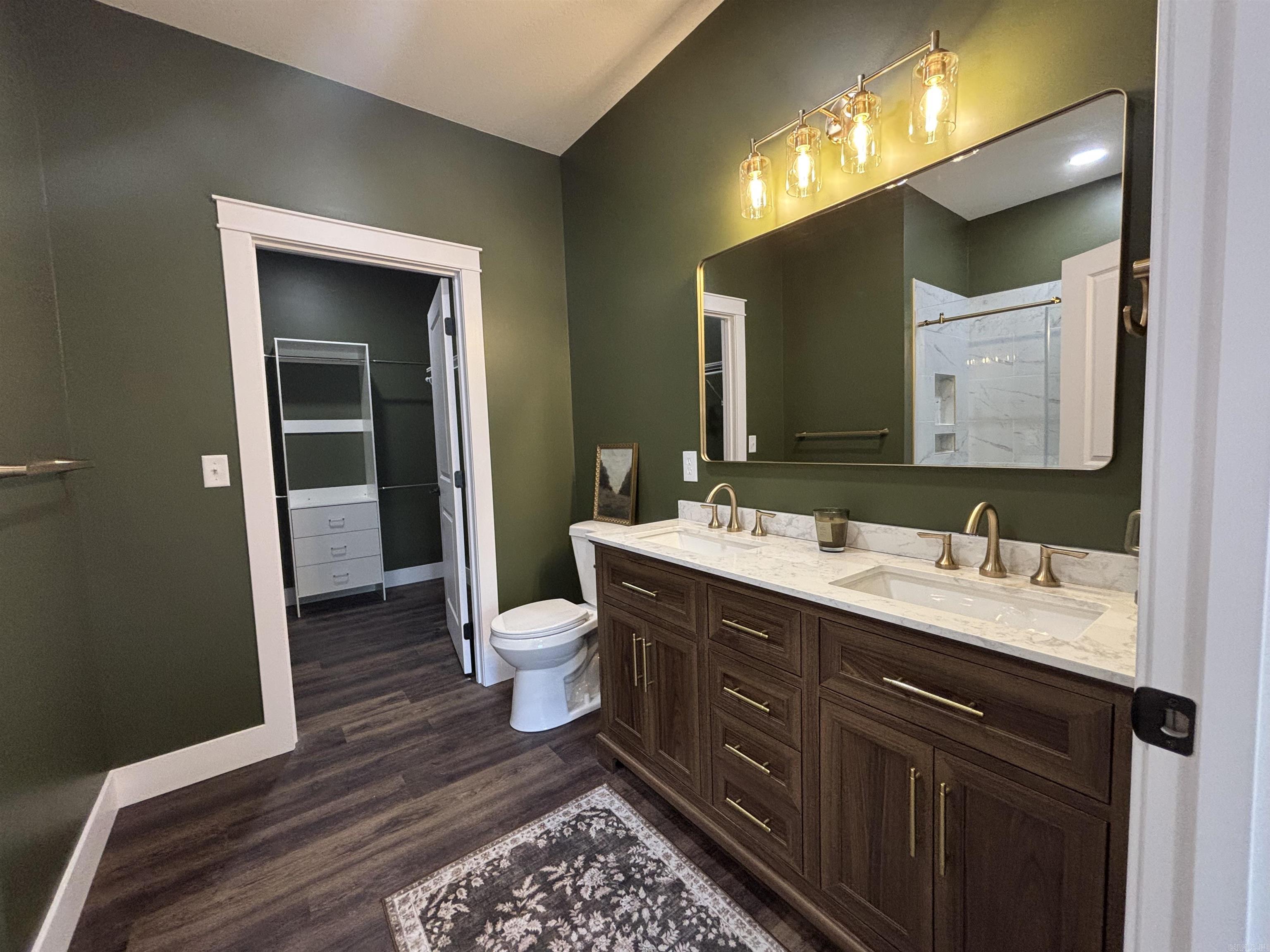 180 Cedar Meadow  Sidney, AR