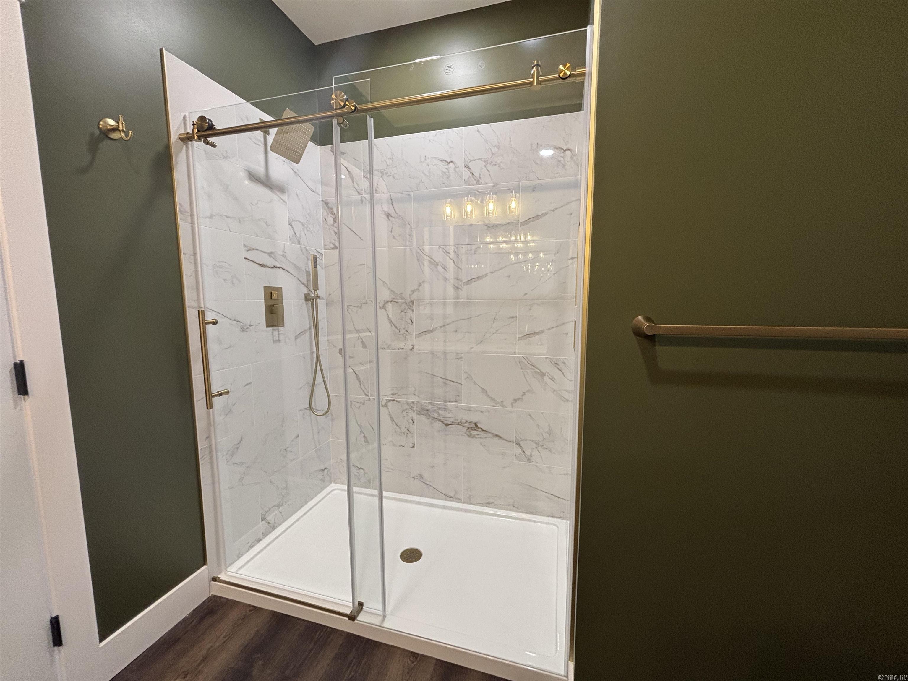 180 Cedar Meadow  Sidney, AR