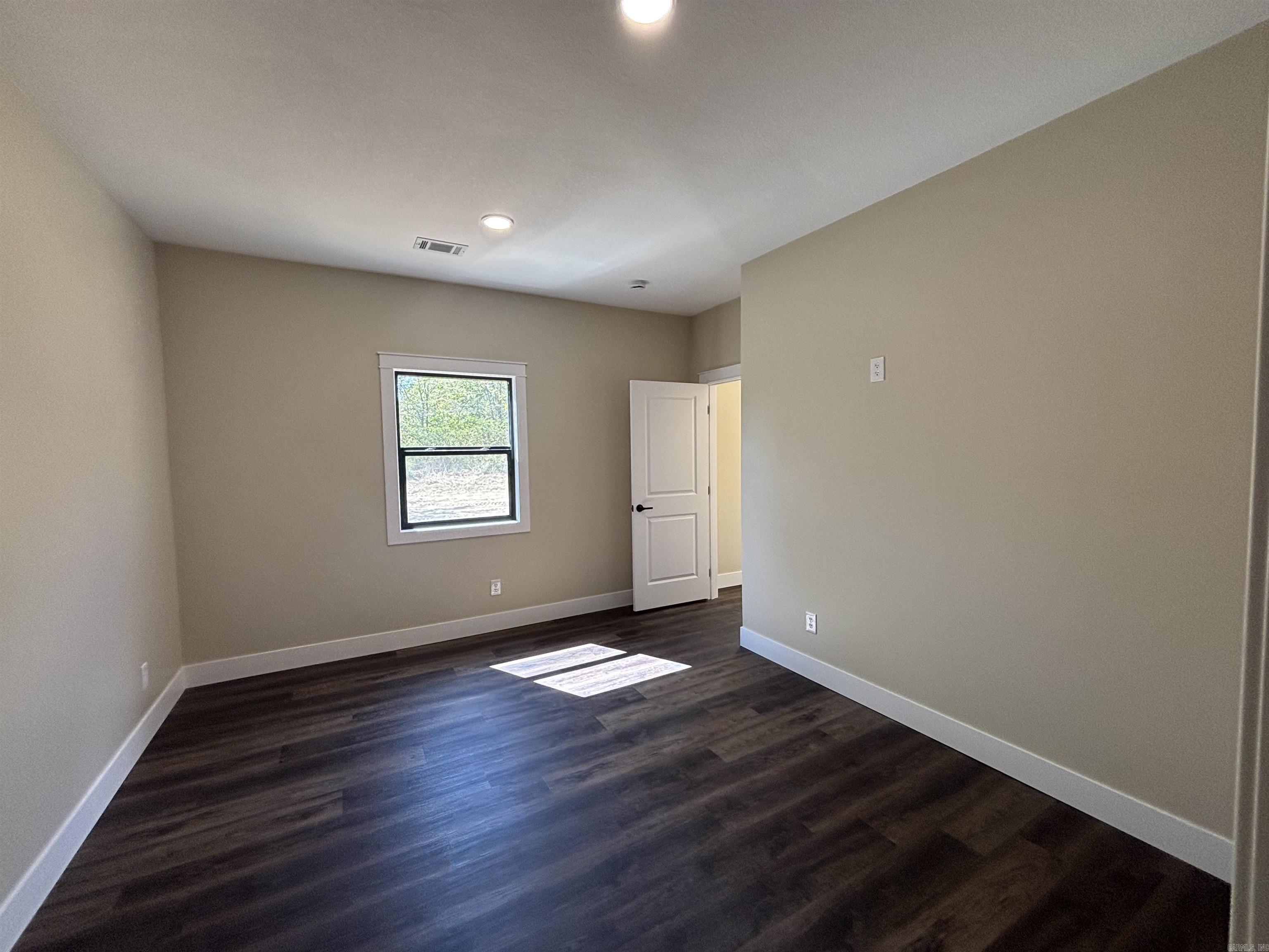 180 Cedar Meadow  Sidney, AR