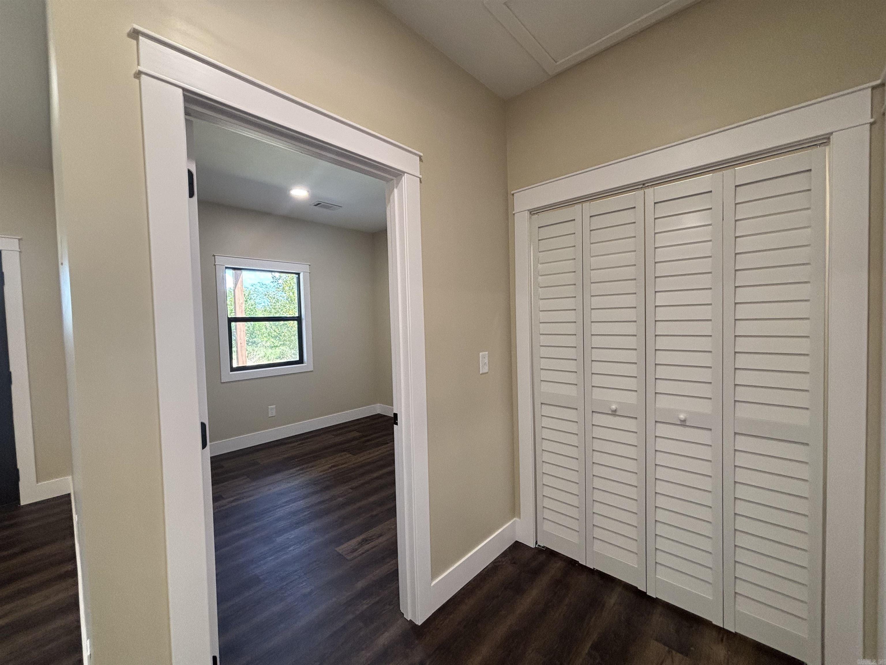 180 Cedar Meadow  Sidney, AR