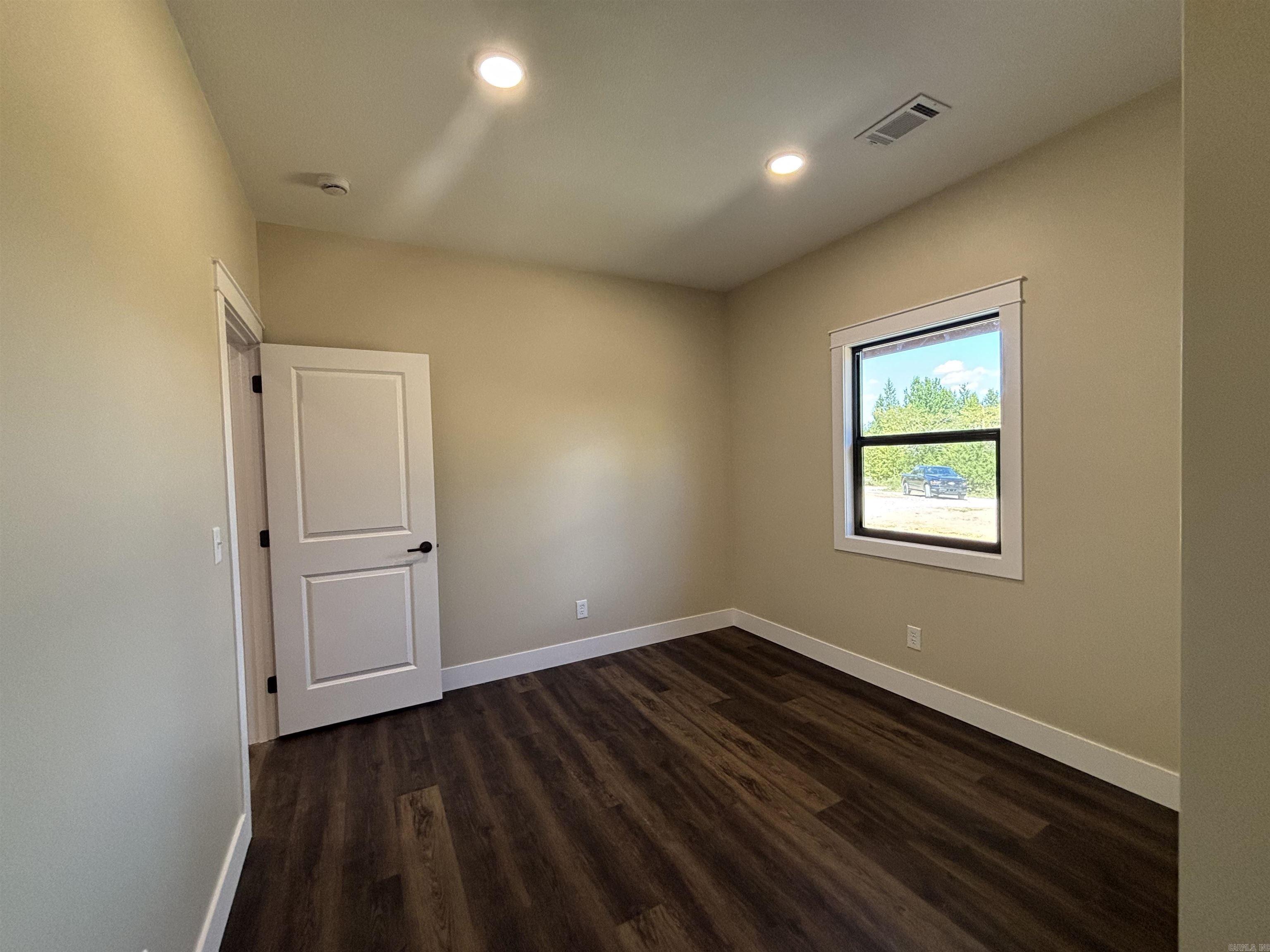 180 Cedar Meadow  Sidney, AR