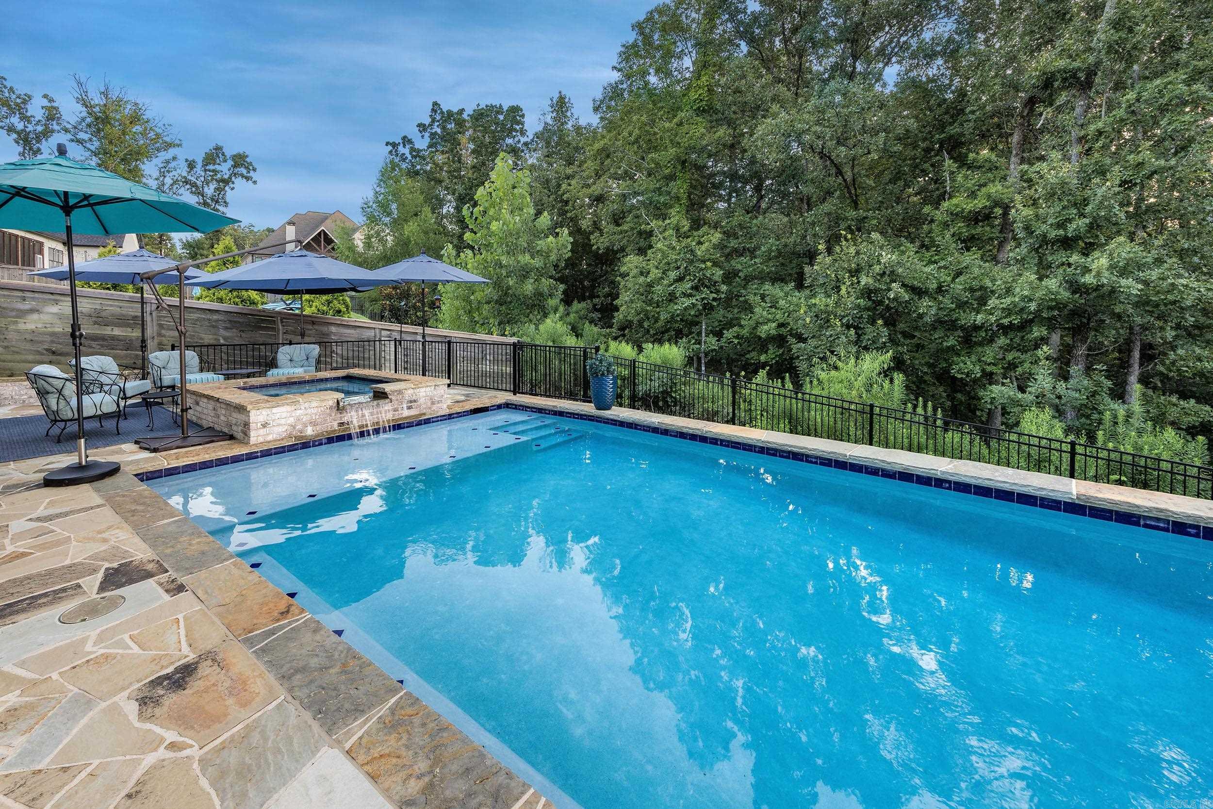 79 Falstone Dr  Little Rock, AR