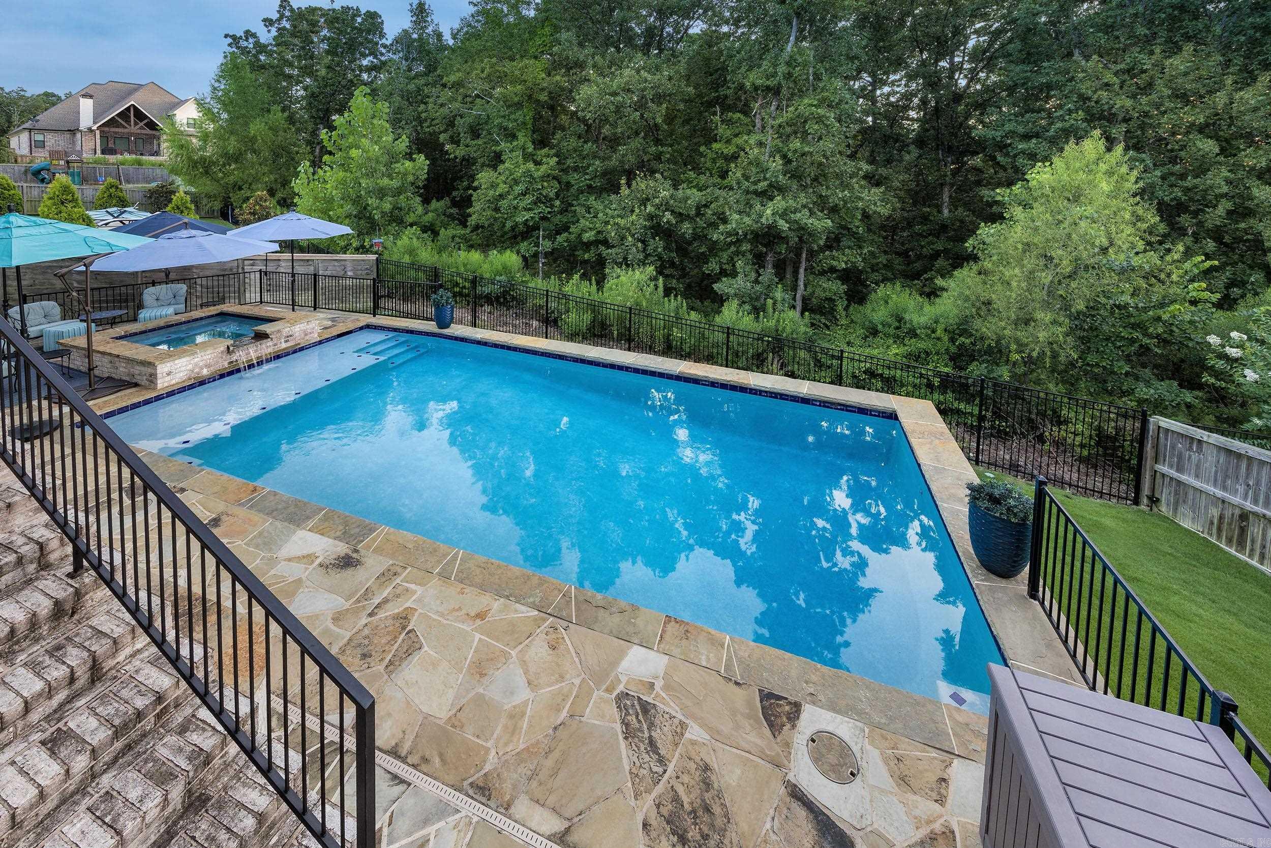 79 Falstone Dr  Little Rock, AR