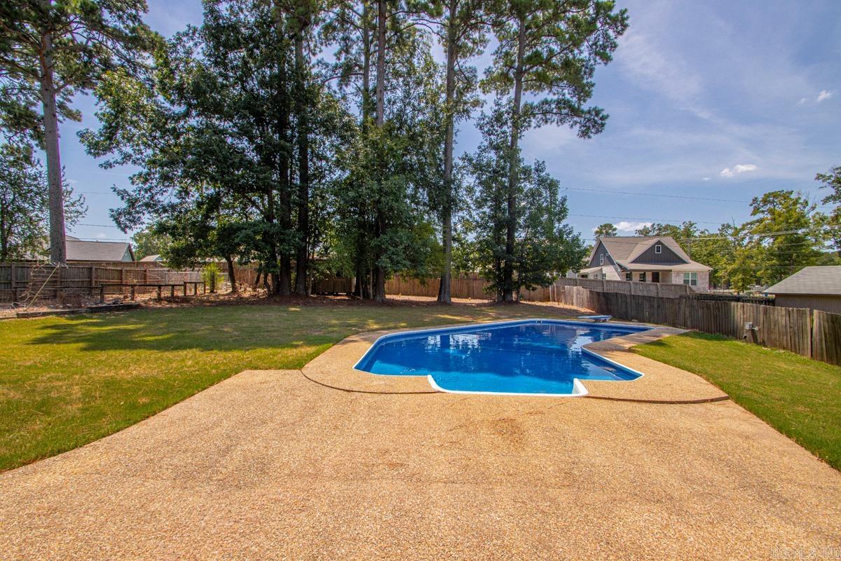 15 Park  Bryant, AR