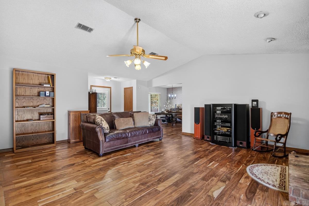 15 Park  Bryant, AR