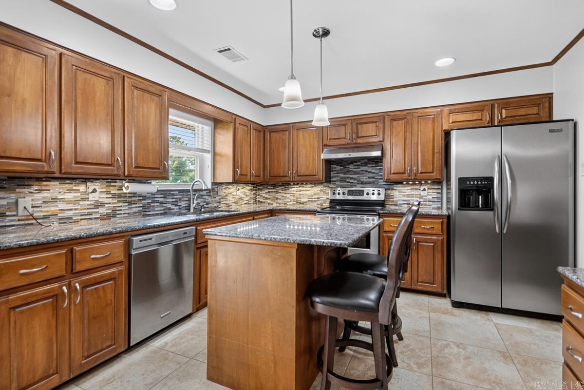 15 Park  Bryant, AR
