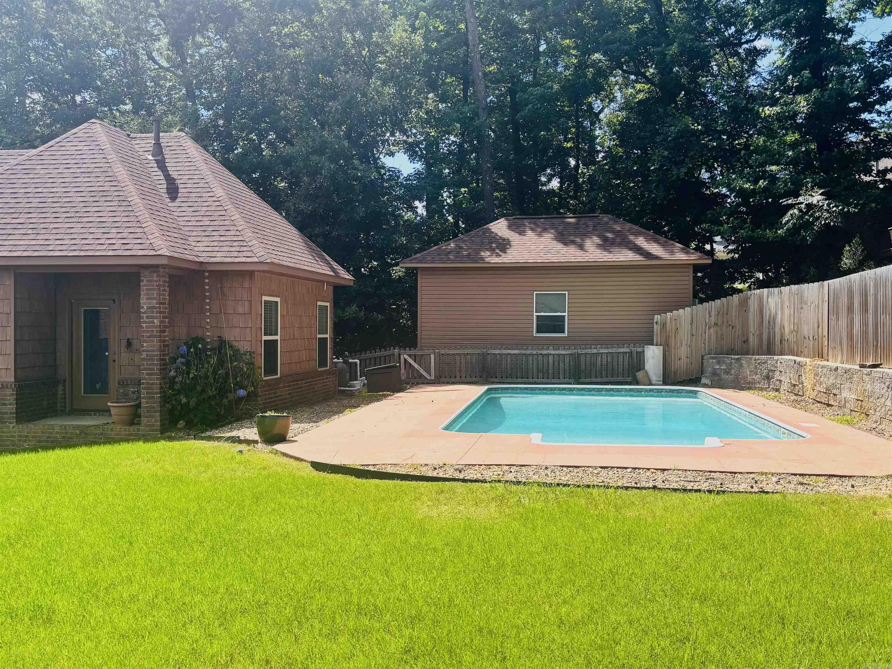 1002 Nature Way  Benton, AR