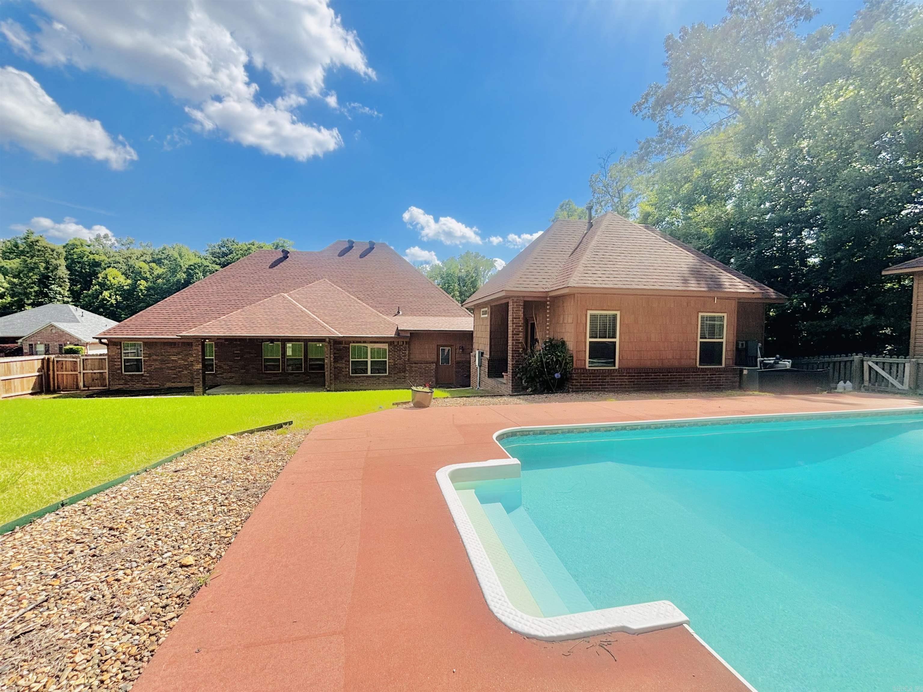 1002 Nature Way  Benton, AR